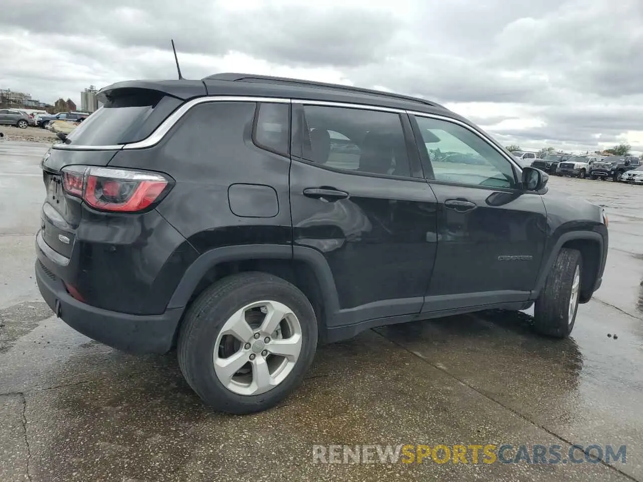 3 Photograph of a damaged car 3C4NJDBB4LT100649 JEEP COMPASS 2020