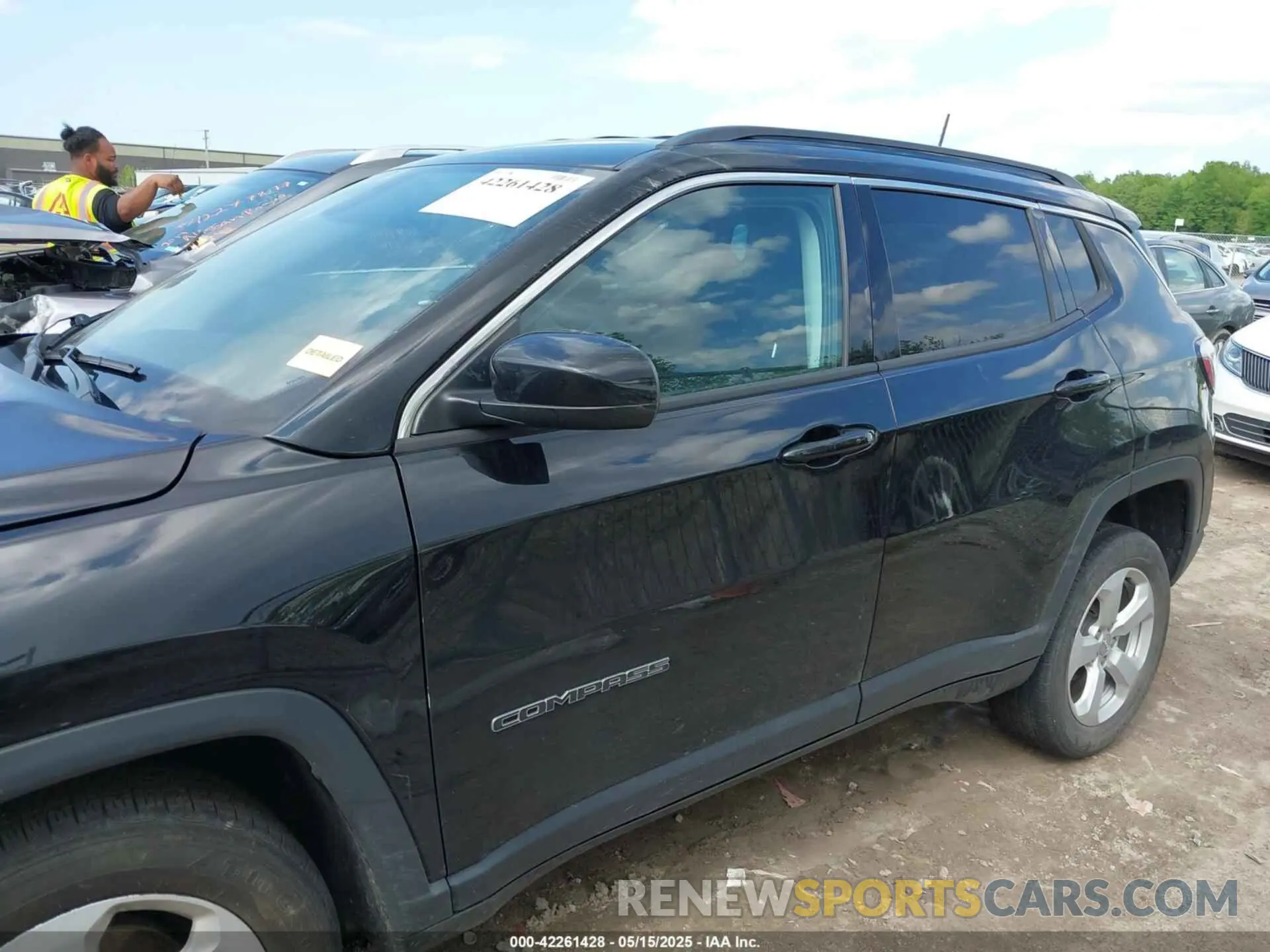 14 Photograph of a damaged car 3C4NJDBB4LT167980 JEEP COMPASS 2020