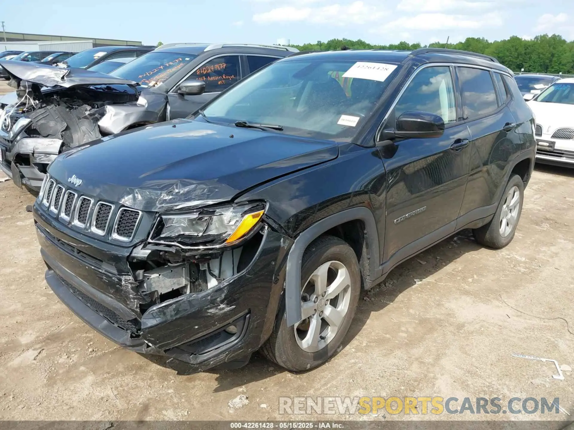 2 Photograph of a damaged car 3C4NJDBB4LT167980 JEEP COMPASS 2020