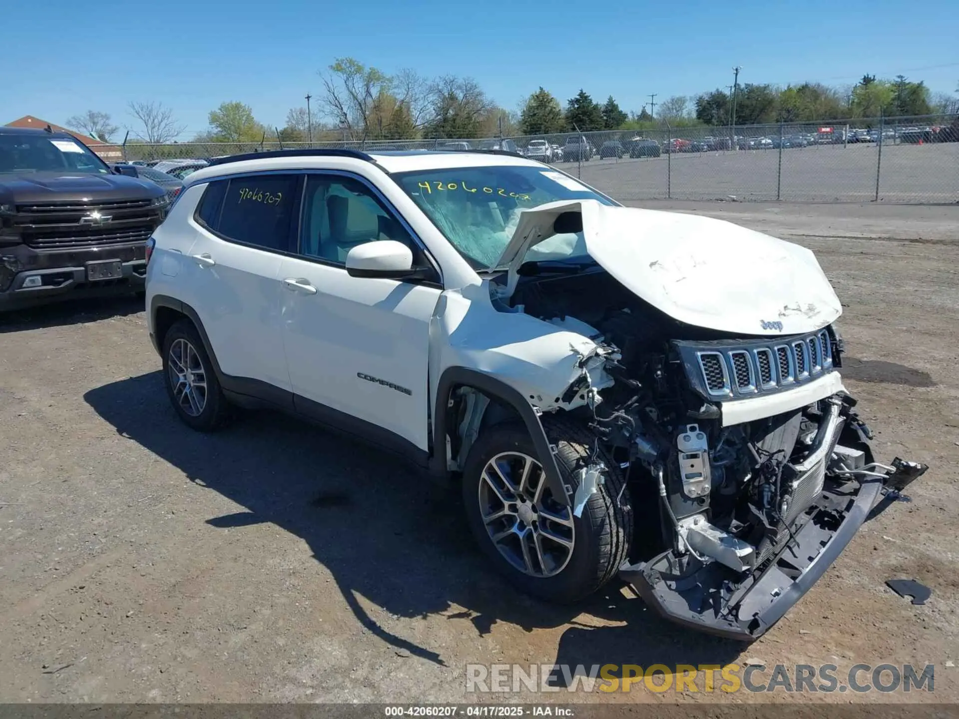 1 Photograph of a damaged car 3C4NJDBB4LT222752 JEEP COMPASS 2020