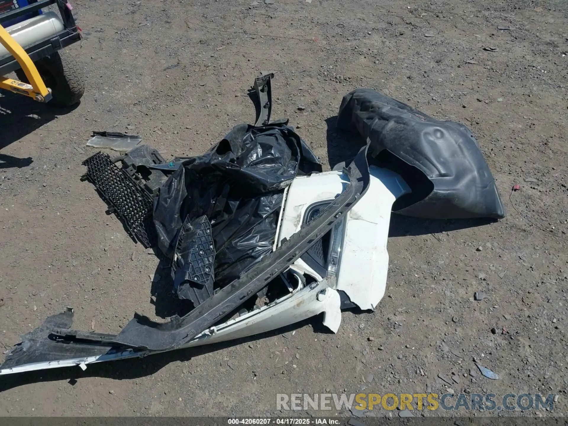 12 Photograph of a damaged car 3C4NJDBB4LT222752 JEEP COMPASS 2020