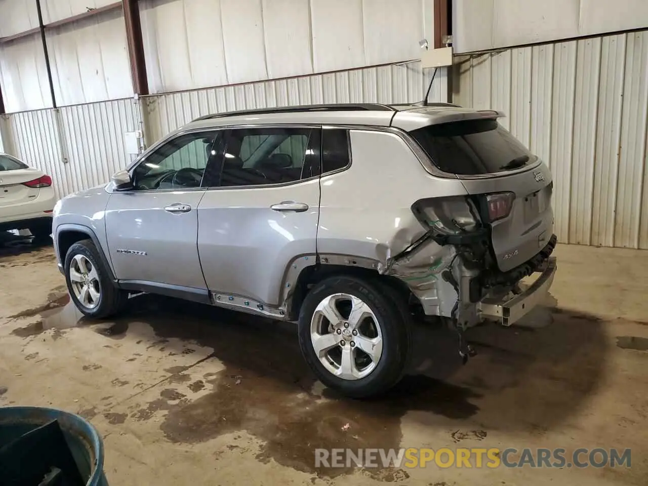 2 Photograph of a damaged car 3C4NJDBB5LT112258 JEEP COMPASS 2020