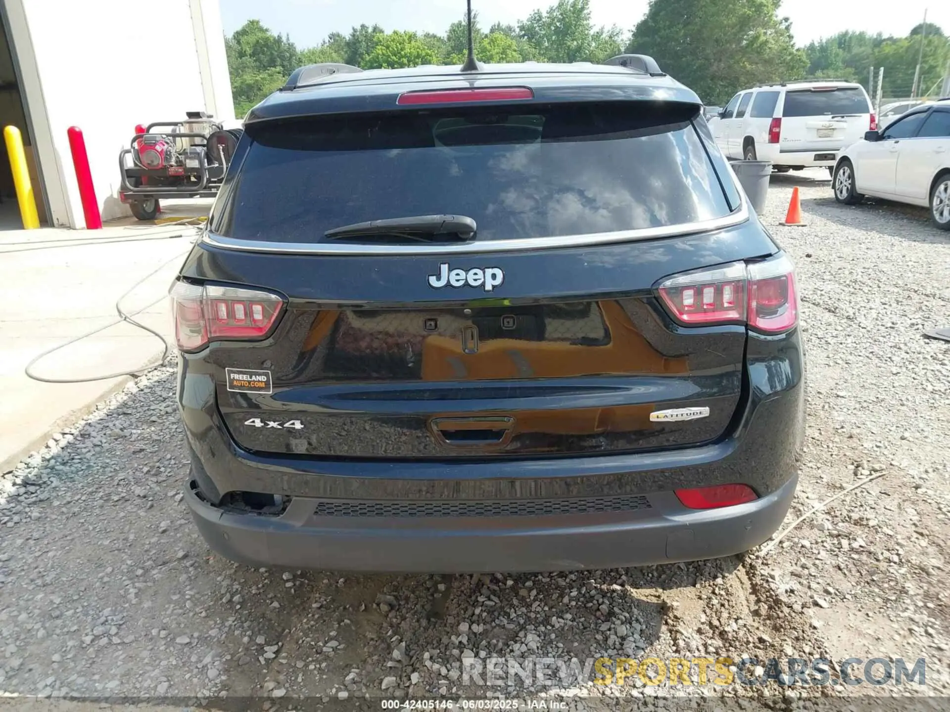16 Photograph of a damaged car 3C4NJDBB5LT130257 JEEP COMPASS 2020