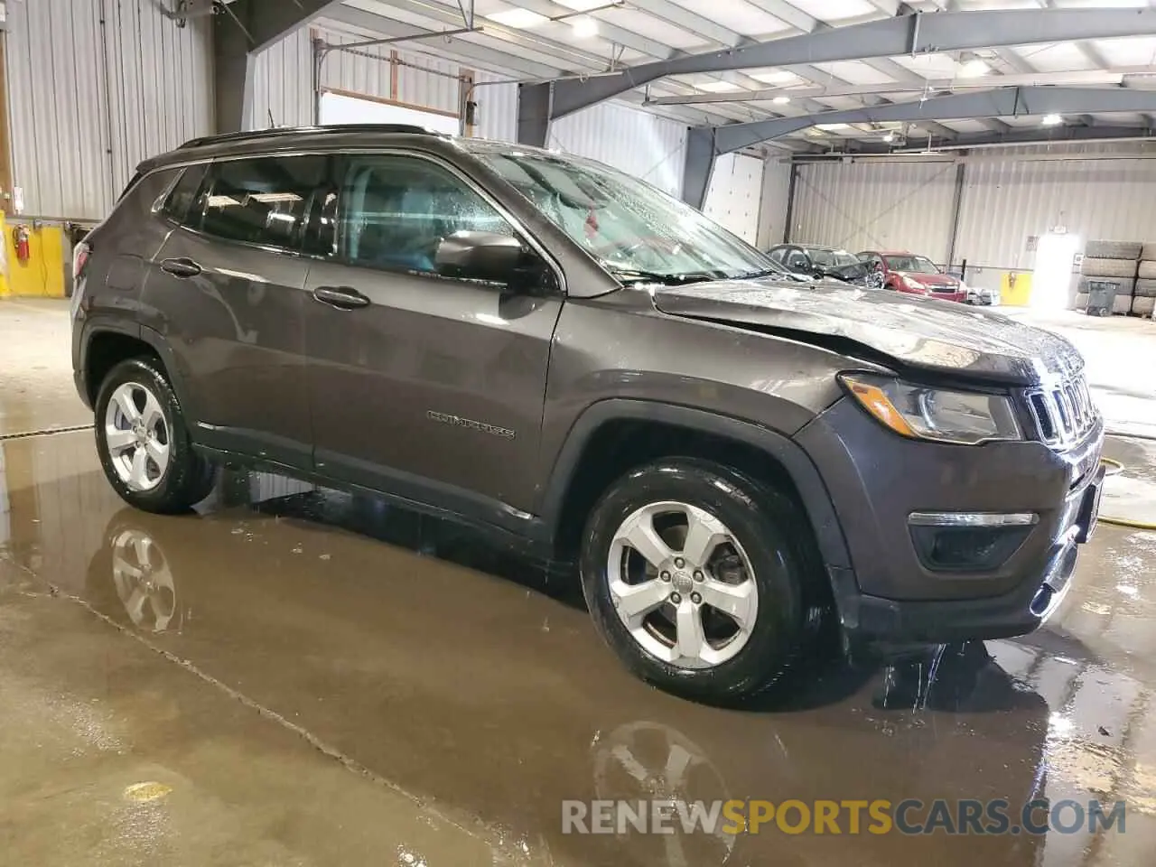 4 Photograph of a damaged car 3C4NJDBB5LT139931 JEEP COMPASS 2020