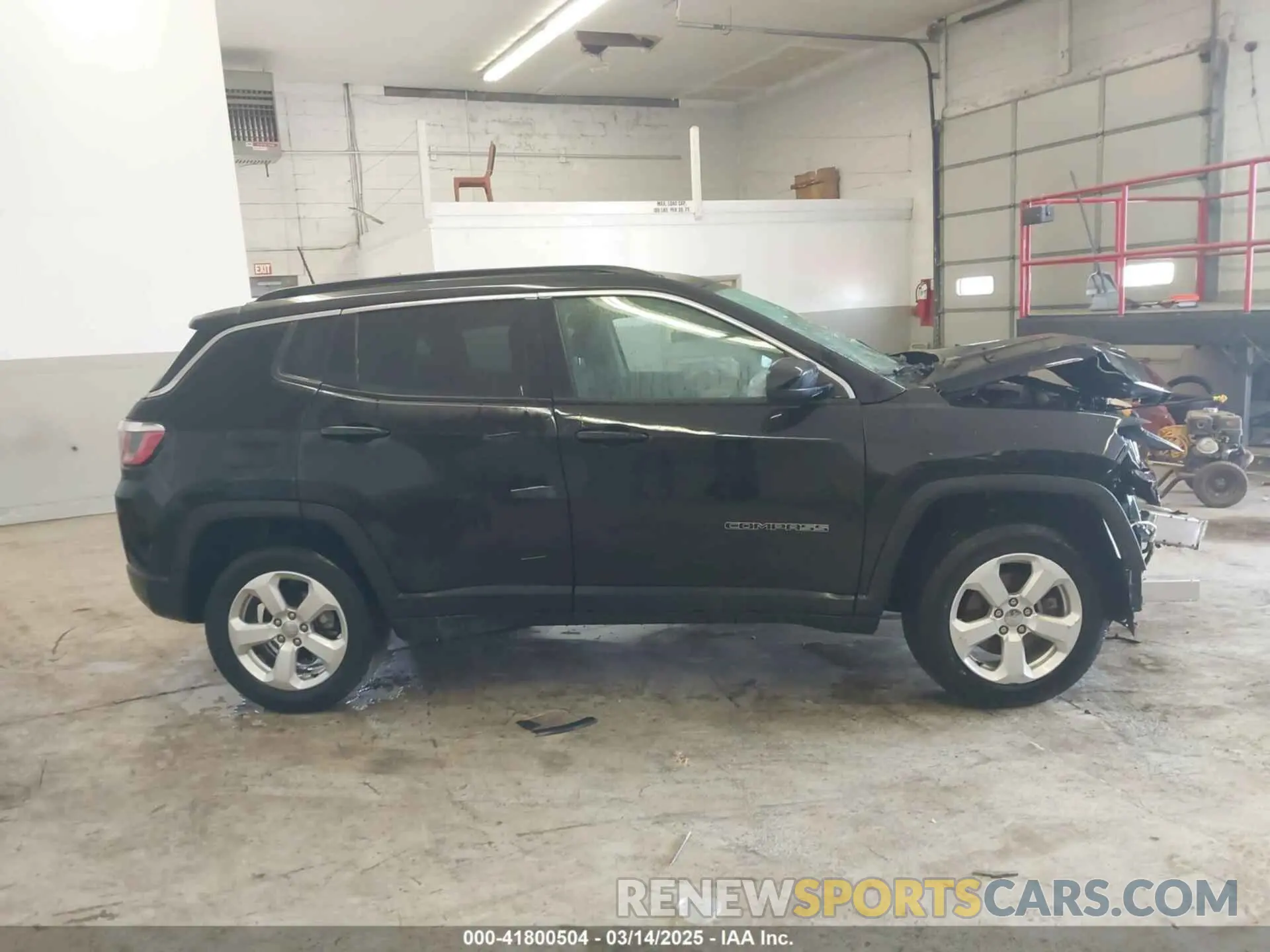 14 Photograph of a damaged car 3C4NJDBB5LT168765 JEEP COMPASS 2020