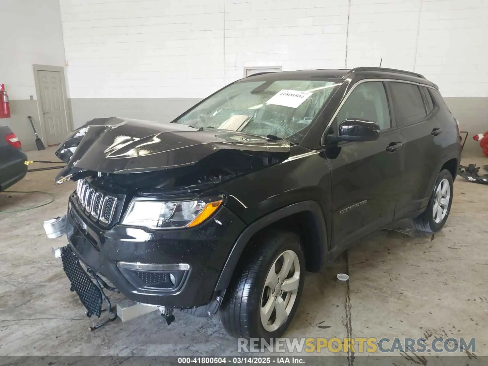 2 Photograph of a damaged car 3C4NJDBB5LT168765 JEEP COMPASS 2020