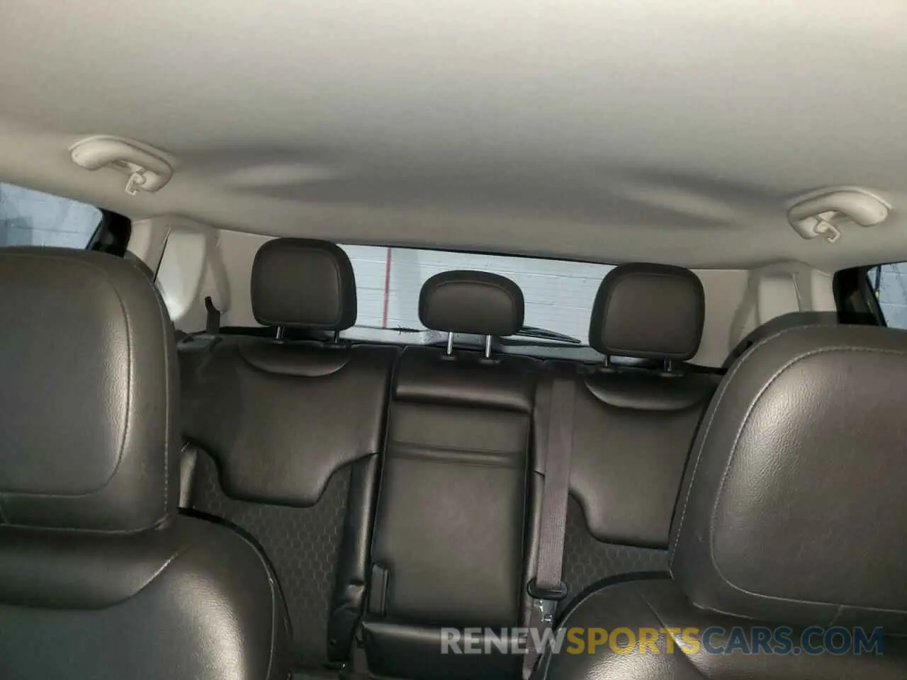 10 Photograph of a damaged car 3C4NJDBB6LT116884 JEEP COMPASS 2020