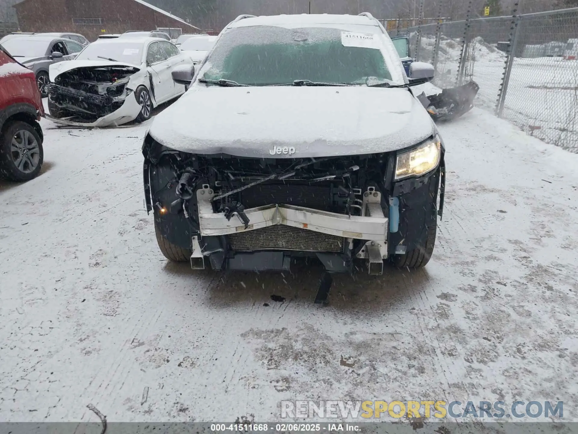 6 Photograph of a damaged car 3C4NJDBB6LT131918 JEEP COMPASS 2020