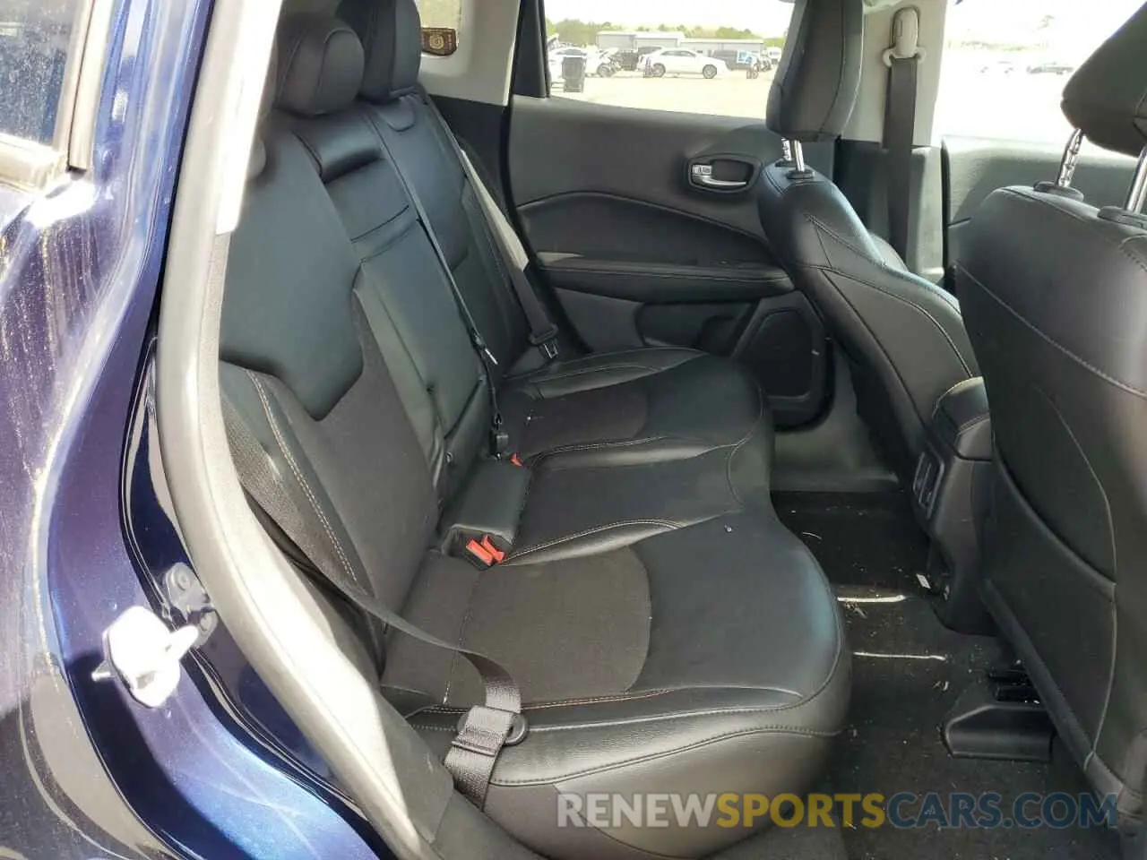 11 Photograph of a damaged car 3C4NJDBB6LT154311 JEEP COMPASS 2020