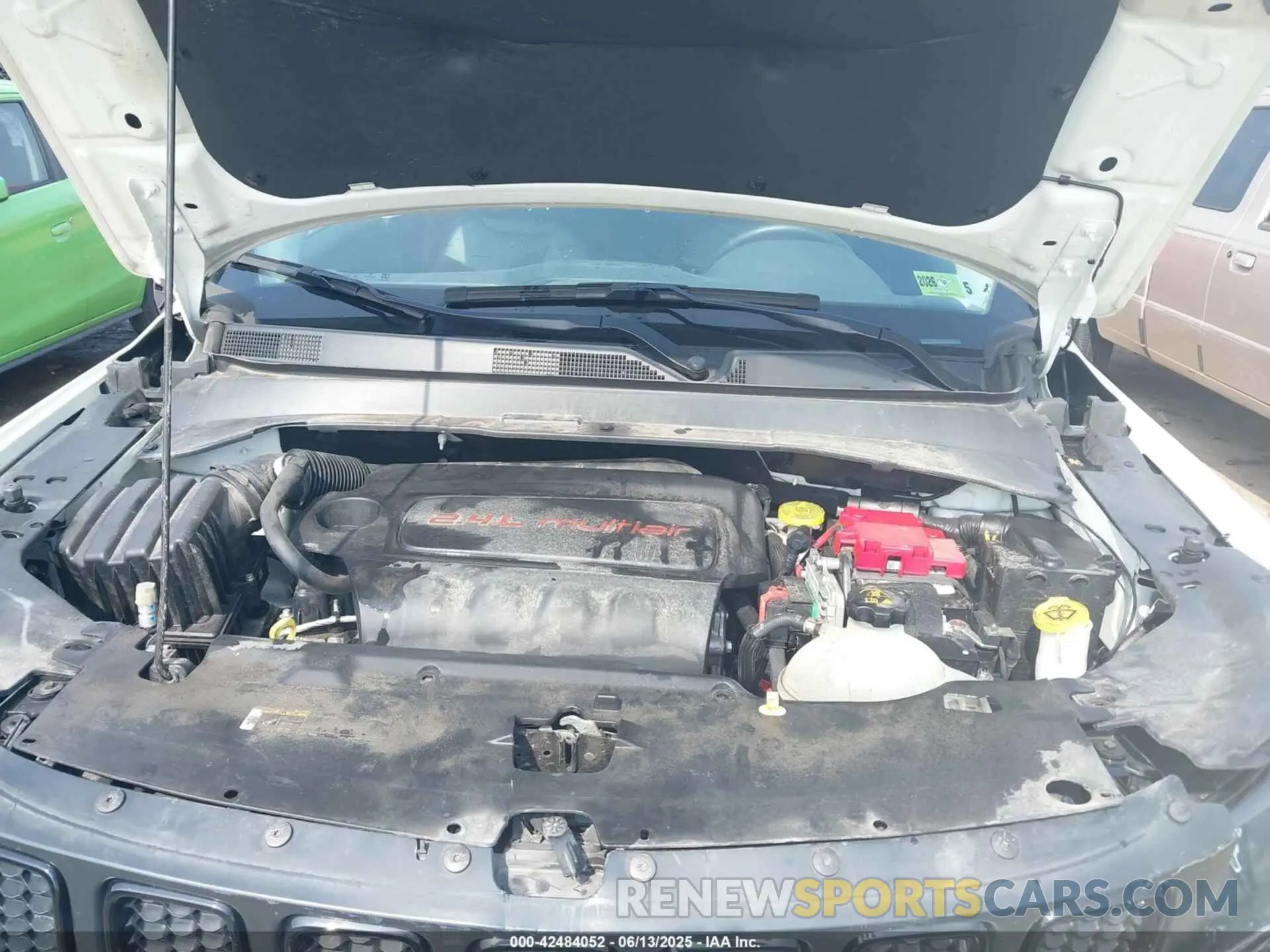 10 Photograph of a damaged car 3C4NJDBB6LT157841 JEEP COMPASS 2020