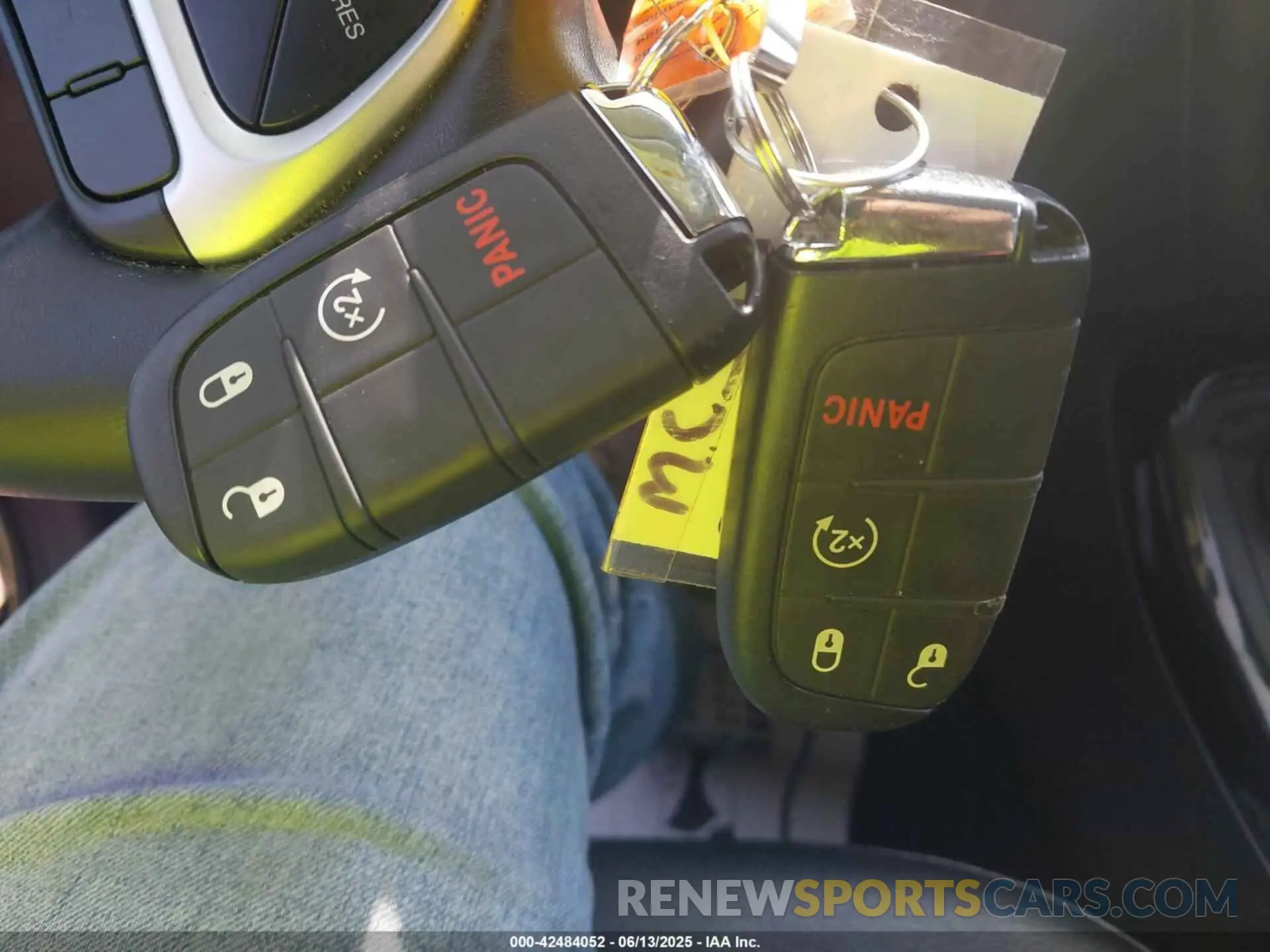 11 Photograph of a damaged car 3C4NJDBB6LT157841 JEEP COMPASS 2020