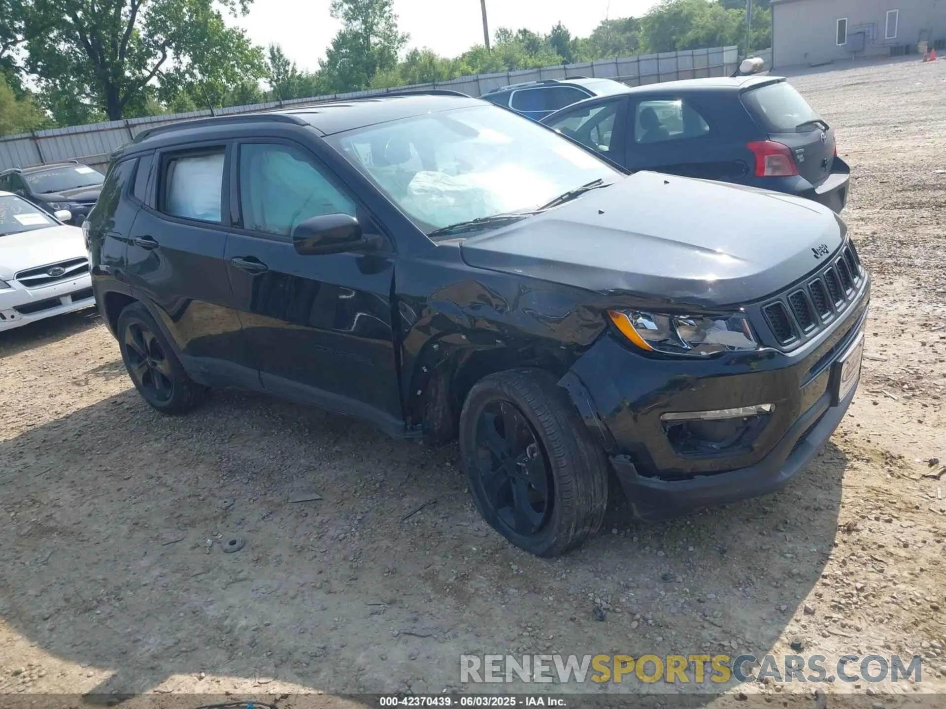 1 Photograph of a damaged car 3C4NJDBB6LT209985 JEEP COMPASS 2020