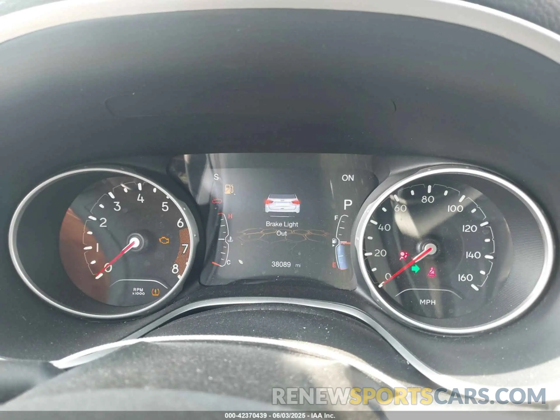 7 Photograph of a damaged car 3C4NJDBB6LT209985 JEEP COMPASS 2020