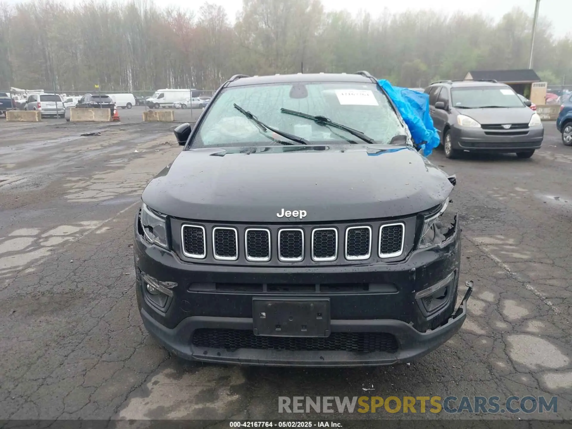 12 Photograph of a damaged car 3C4NJDBB7LT100998 JEEP COMPASS 2020