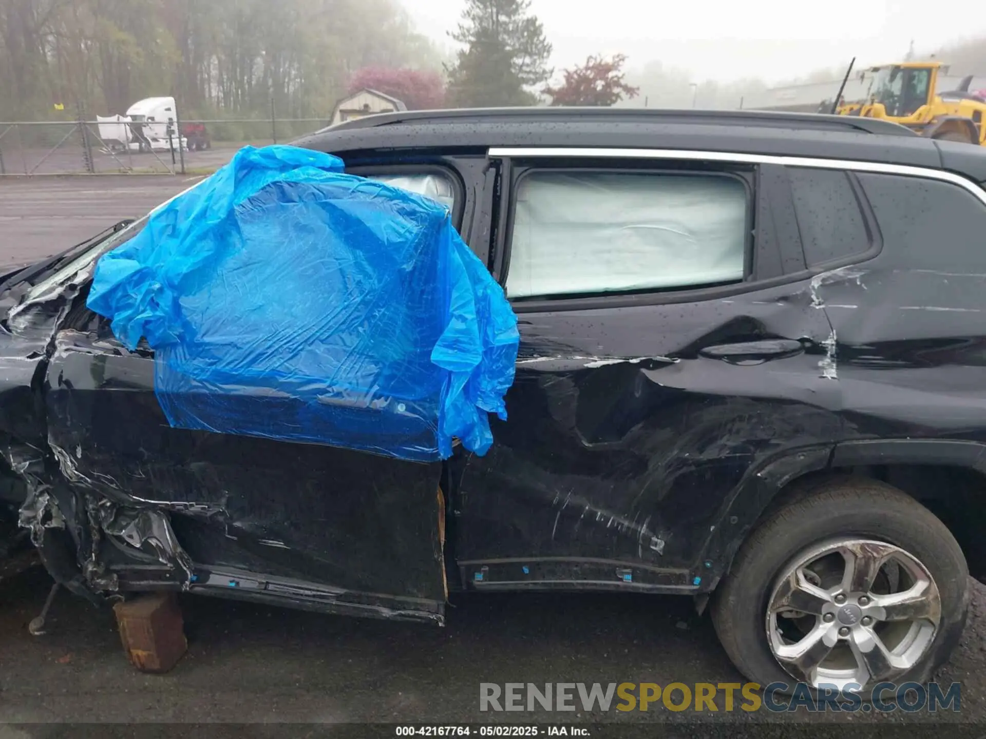 14 Photograph of a damaged car 3C4NJDBB7LT100998 JEEP COMPASS 2020