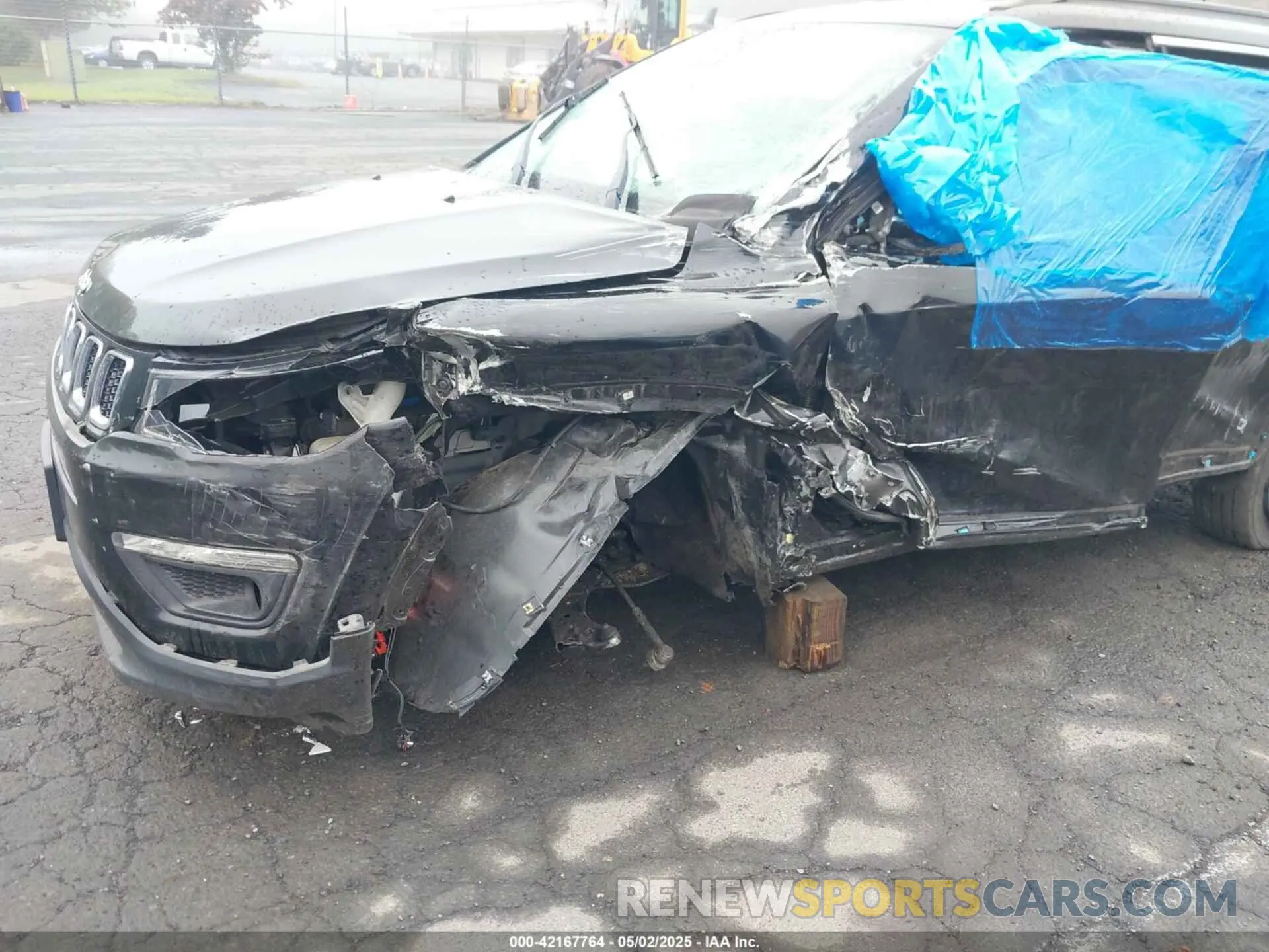 6 Photograph of a damaged car 3C4NJDBB7LT100998 JEEP COMPASS 2020