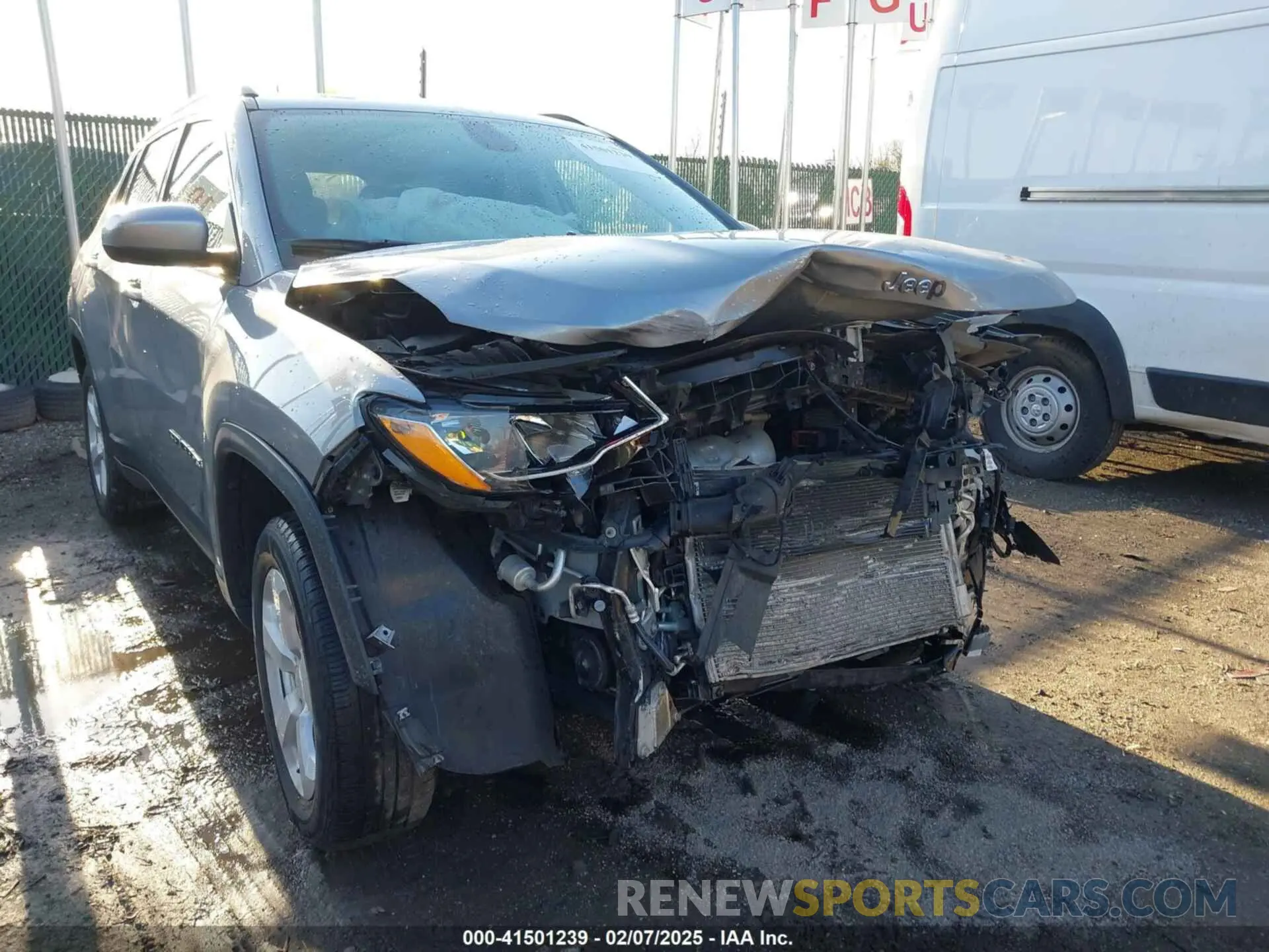 18 Photograph of a damaged car 3C4NJDBB7LT148324 JEEP COMPASS 2020
