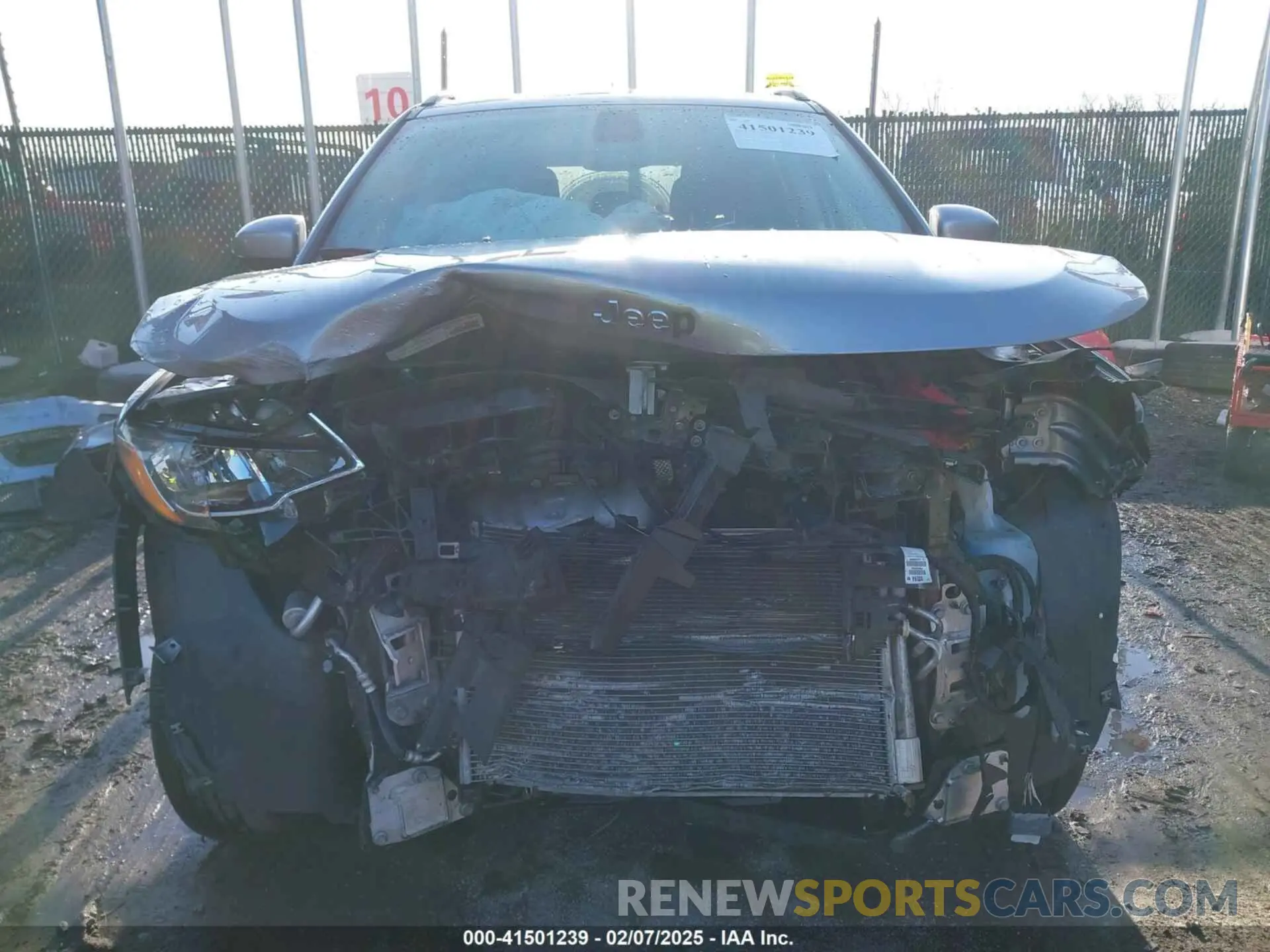 6 Photograph of a damaged car 3C4NJDBB7LT148324 JEEP COMPASS 2020