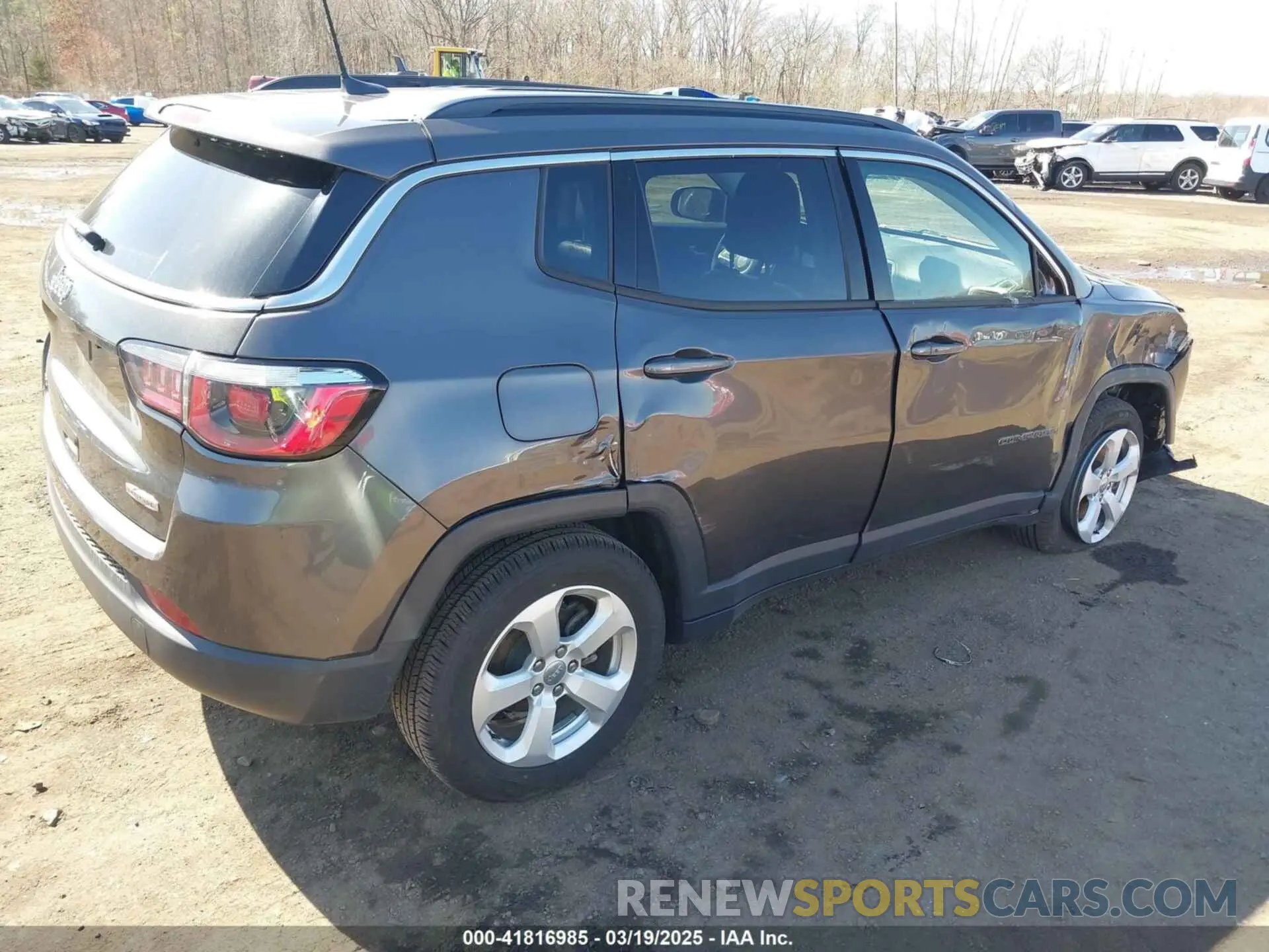 4 Photograph of a damaged car 3C4NJDBB7LT168900 JEEP COMPASS 2020