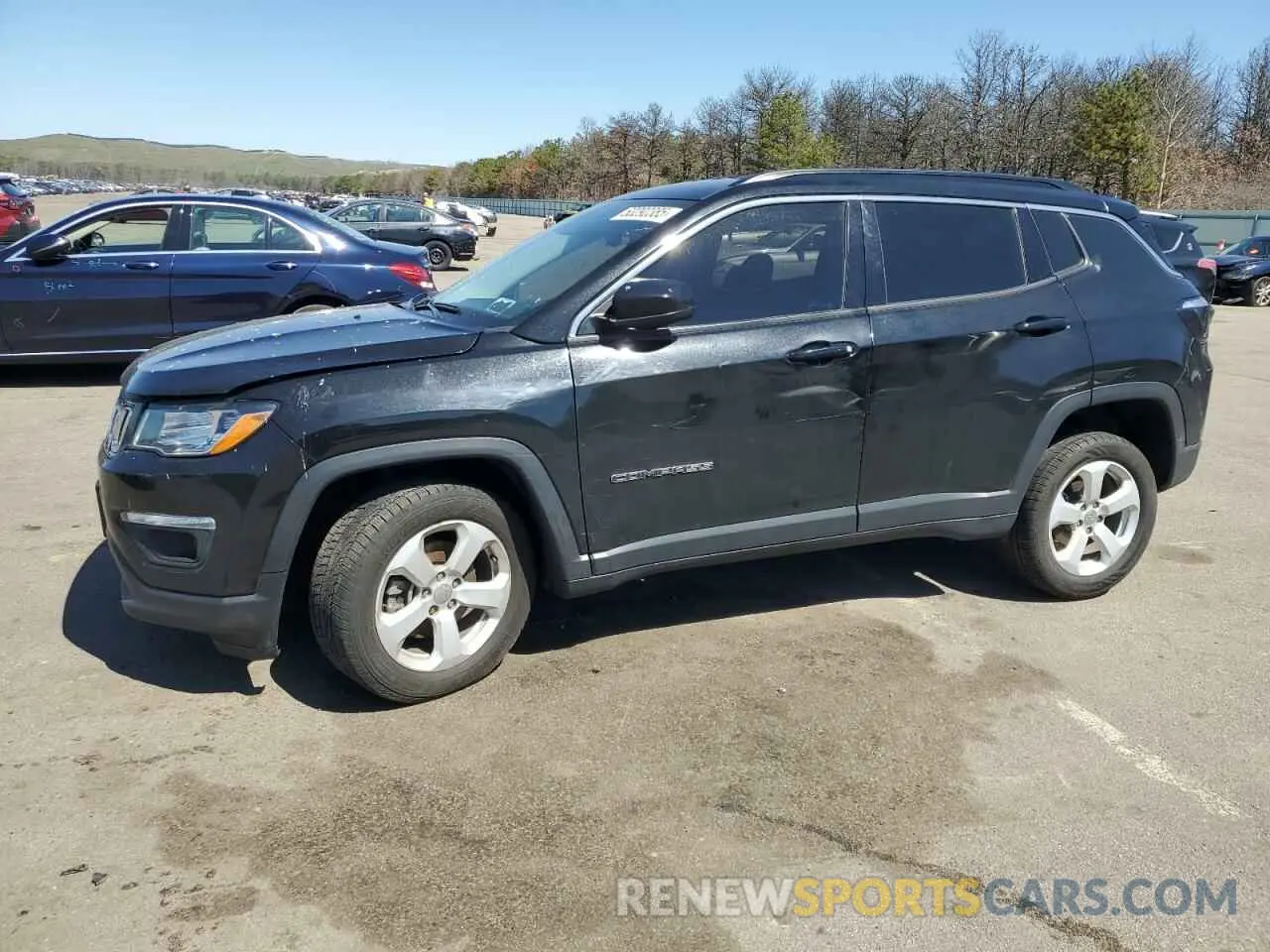 1 Photograph of a damaged car 3C4NJDBB8LT100590 JEEP COMPASS 2020