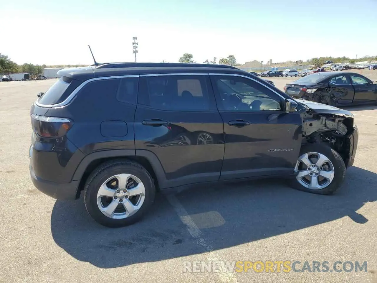 3 Photograph of a damaged car 3C4NJDBB8LT100590 JEEP COMPASS 2020