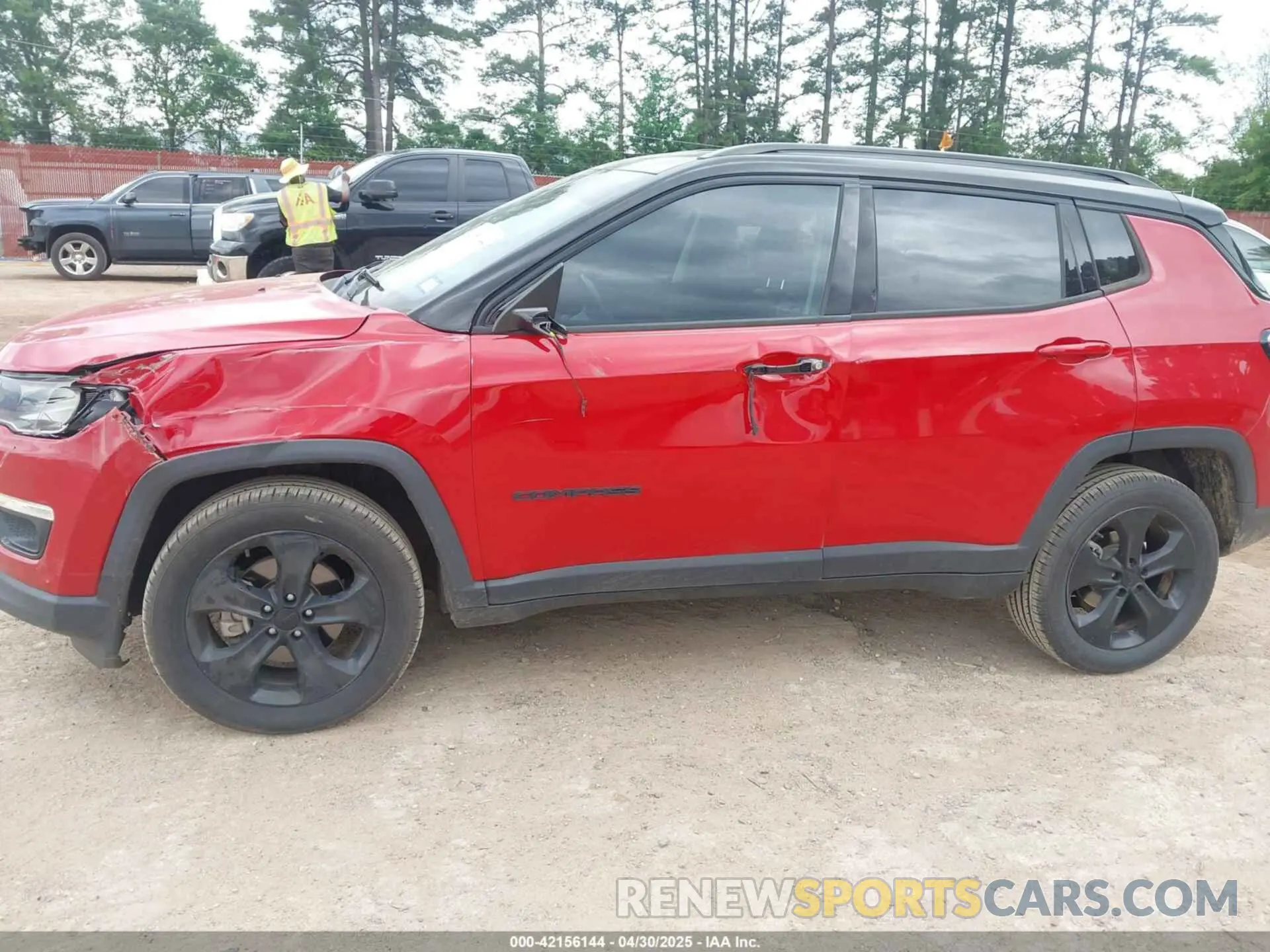 6 Photograph of a damaged car 3C4NJDBB8LT133542 JEEP COMPASS 2020