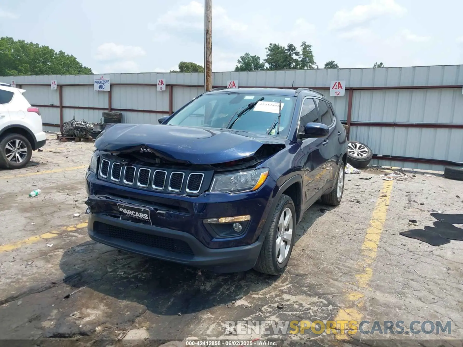 2 Photograph of a damaged car 3C4NJDBB8LT219613 JEEP COMPASS 2020
