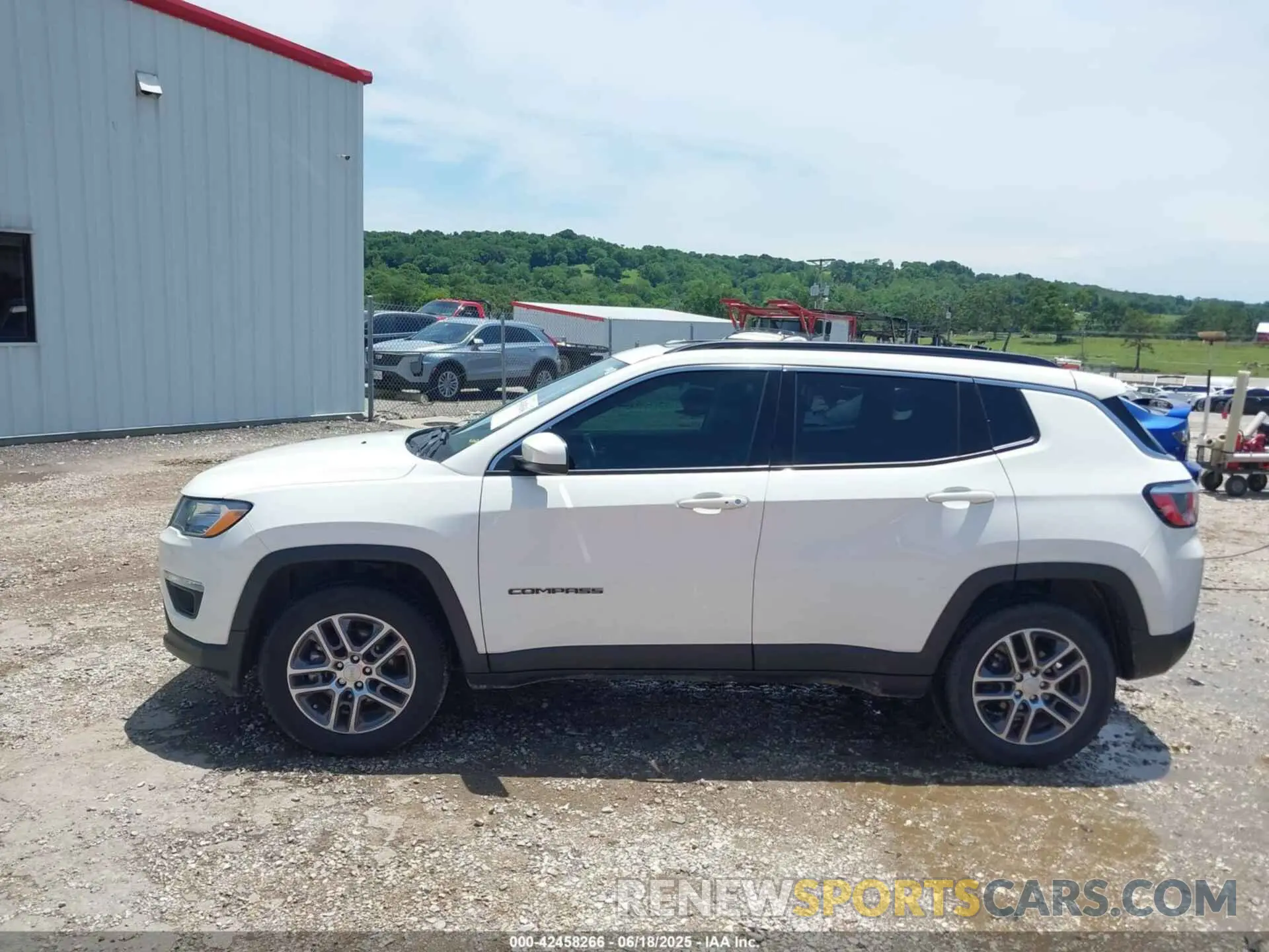 14 Photograph of a damaged car 3C4NJDBB8LT234466 JEEP COMPASS 2020