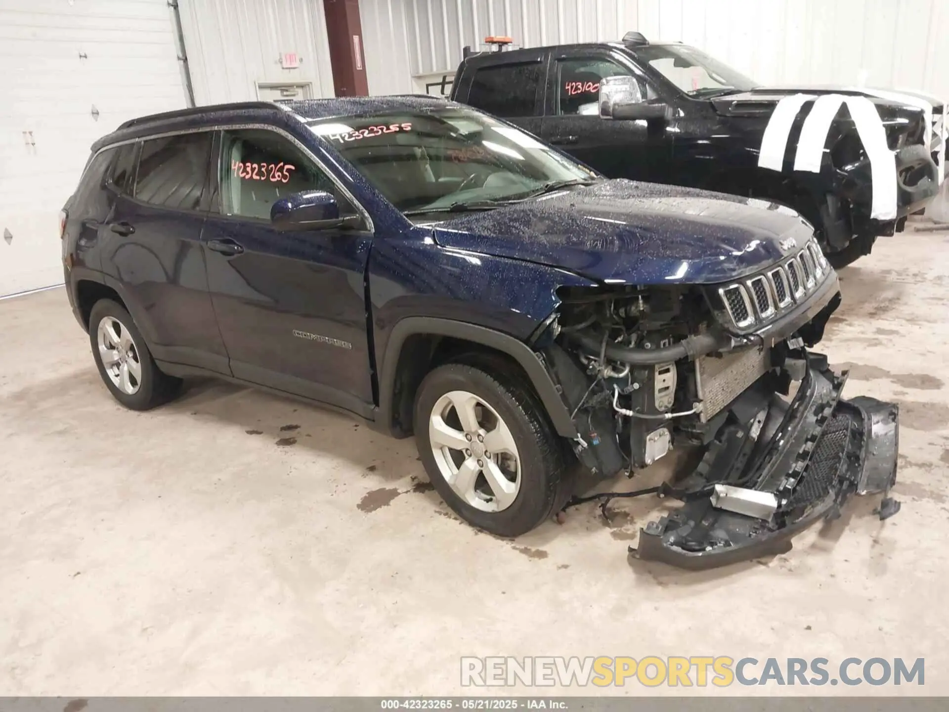 1 Photograph of a damaged car 3C4NJDBB9LT124543 JEEP COMPASS 2020