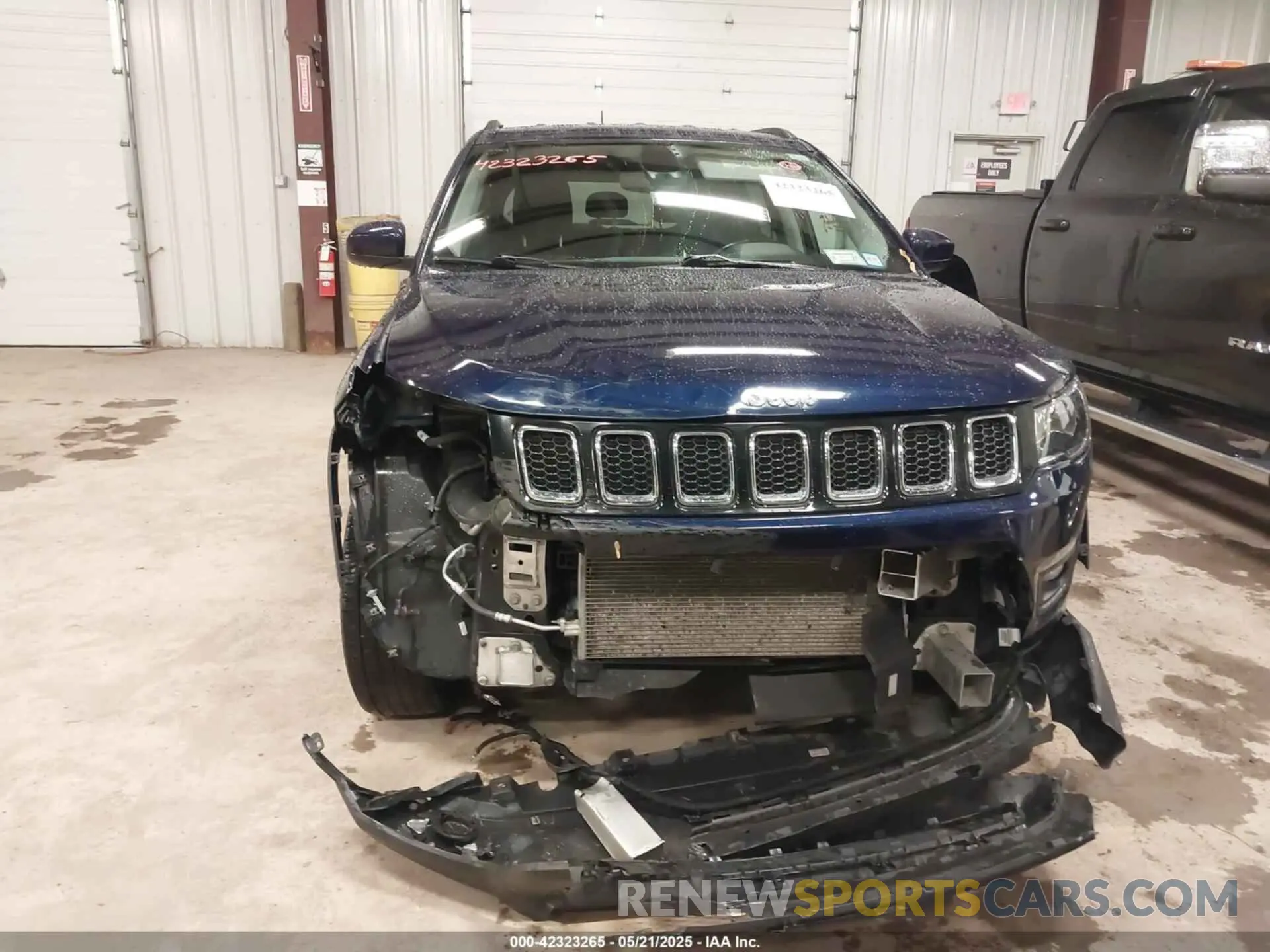 12 Photograph of a damaged car 3C4NJDBB9LT124543 JEEP COMPASS 2020