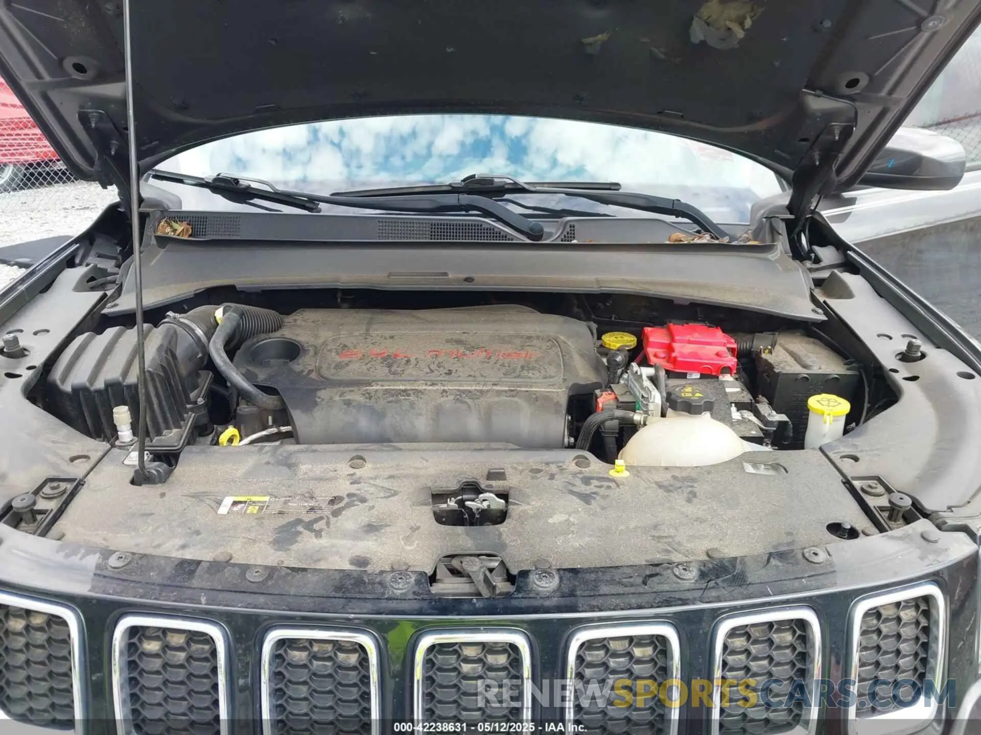 10 Photograph of a damaged car 3C4NJDBB9LT129693 JEEP COMPASS 2020