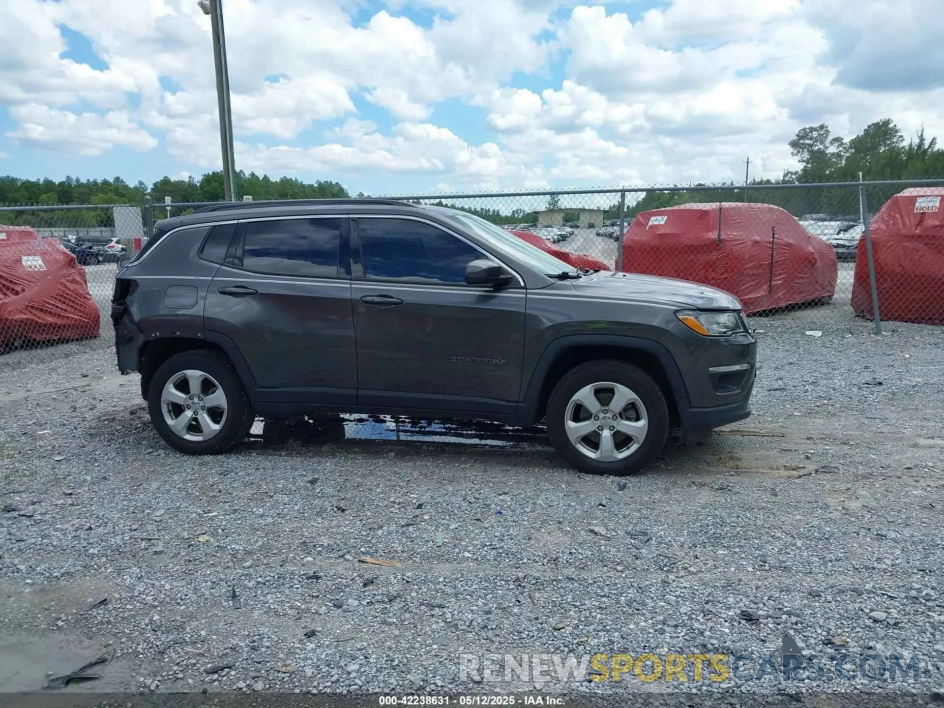 14 Photograph of a damaged car 3C4NJDBB9LT129693 JEEP COMPASS 2020