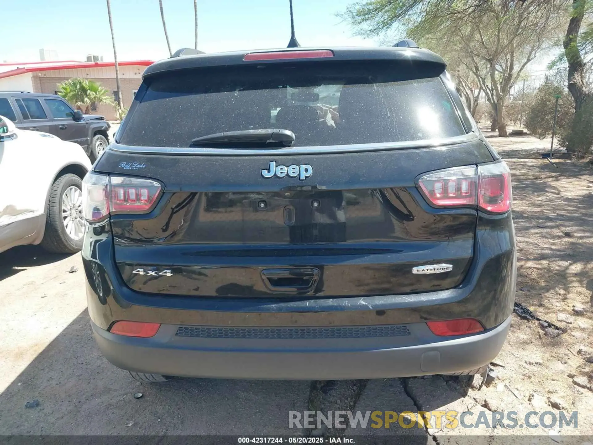 16 Photograph of a damaged car 3C4NJDBB9LT156263 JEEP COMPASS 2020