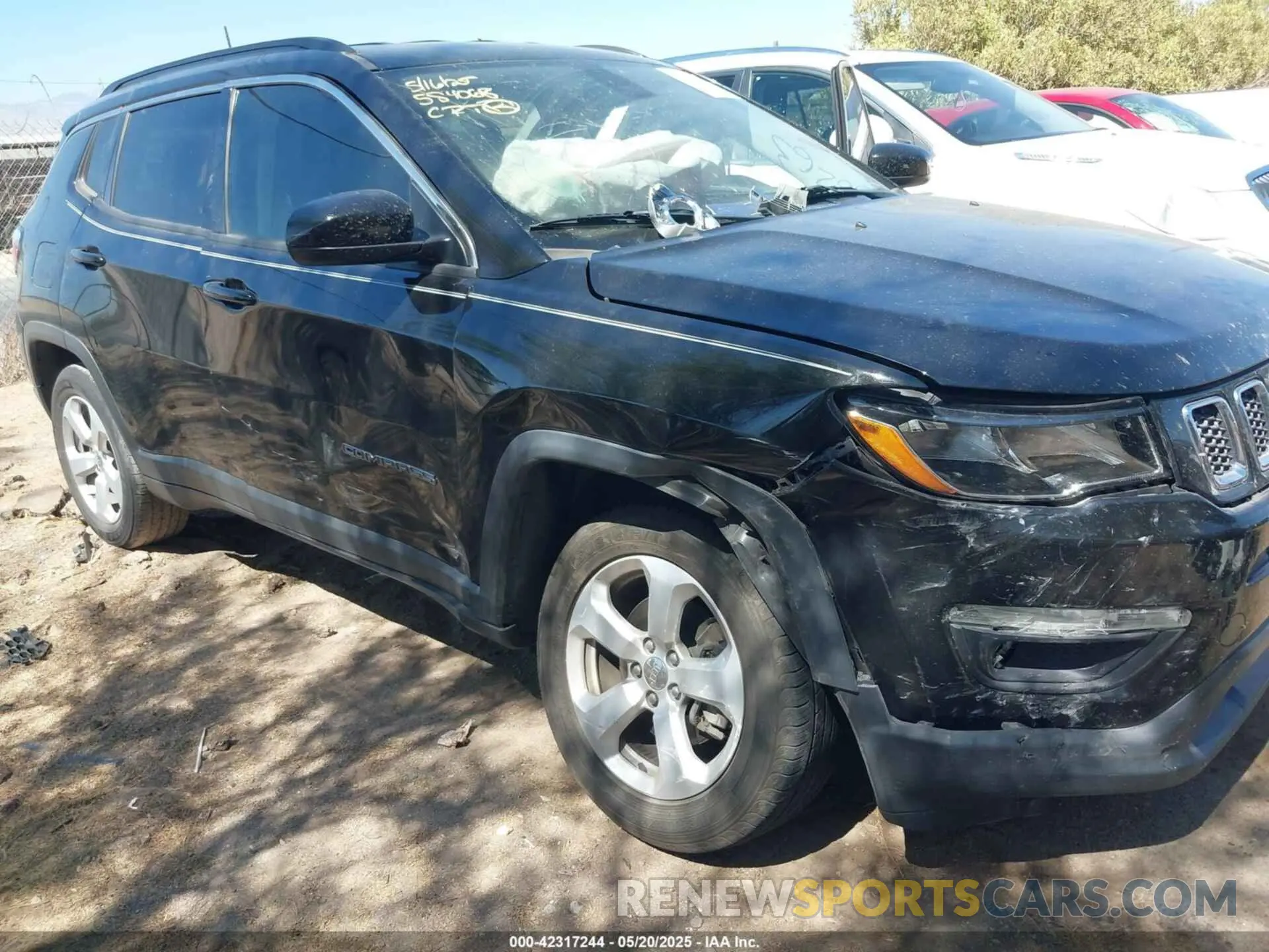 6 Photograph of a damaged car 3C4NJDBB9LT156263 JEEP COMPASS 2020