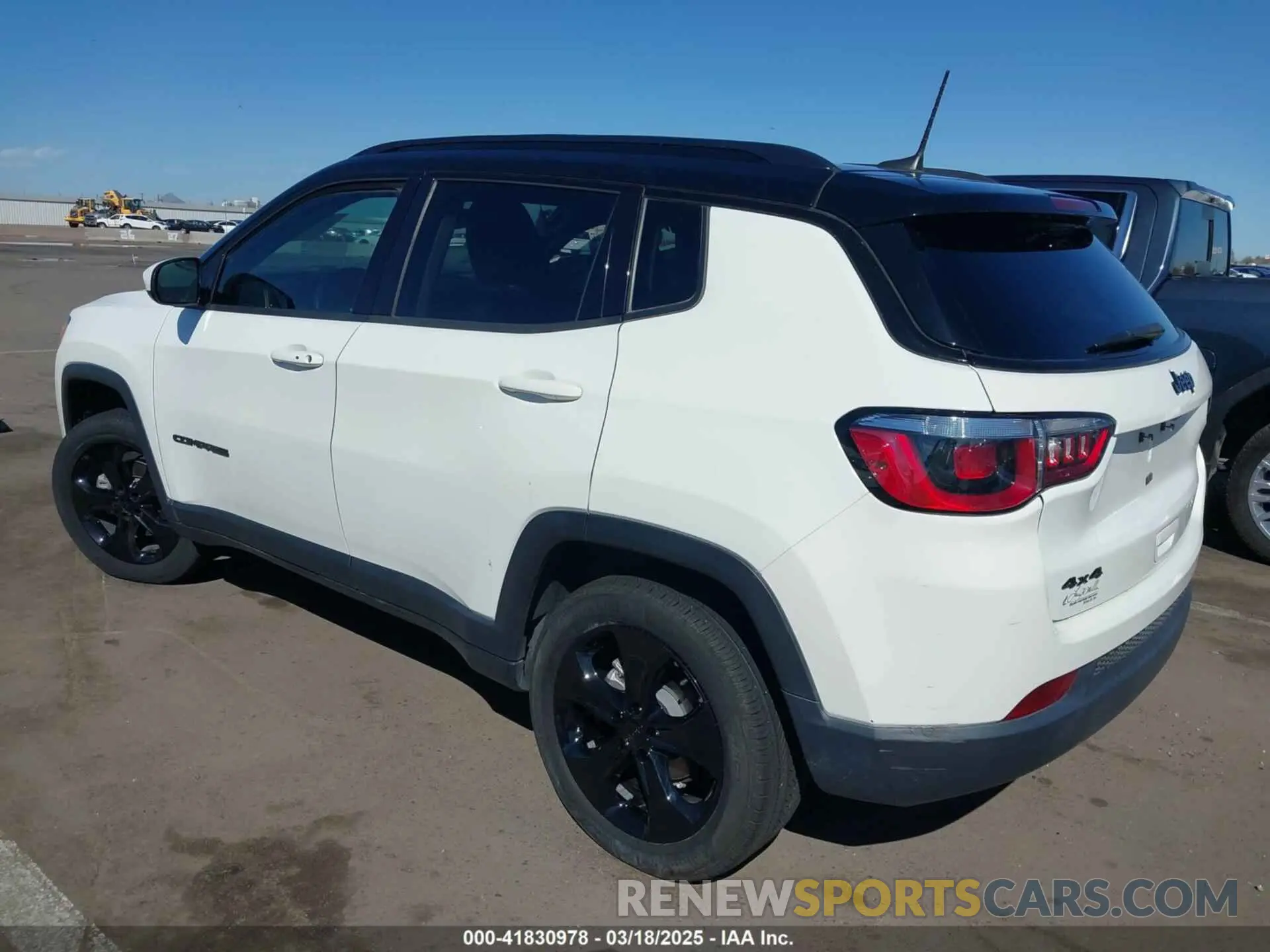 3 Photograph of a damaged car 3C4NJDBBXLT203932 JEEP COMPASS 2020