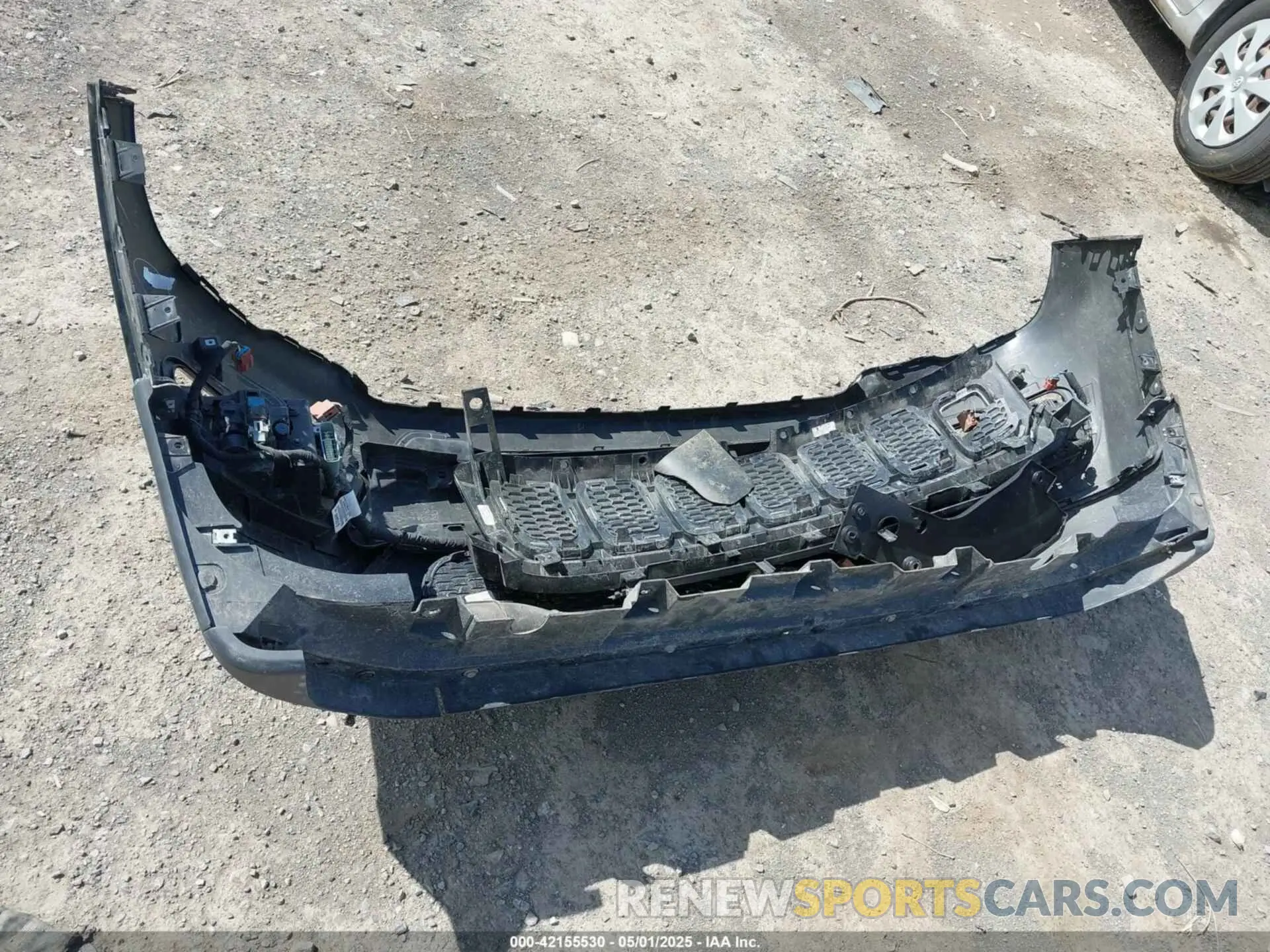 12 Photograph of a damaged car 3C4NJDBBXLT256632 JEEP COMPASS 2020