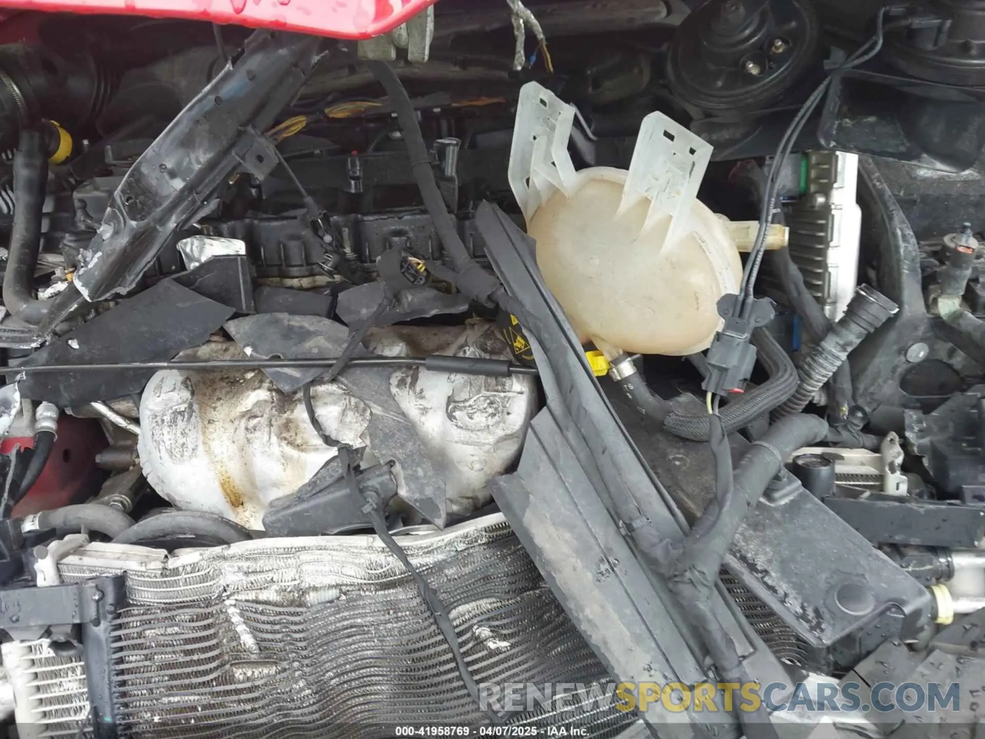 10 Photograph of a damaged car 3C4NJDCB0LT118306 JEEP COMPASS 2020