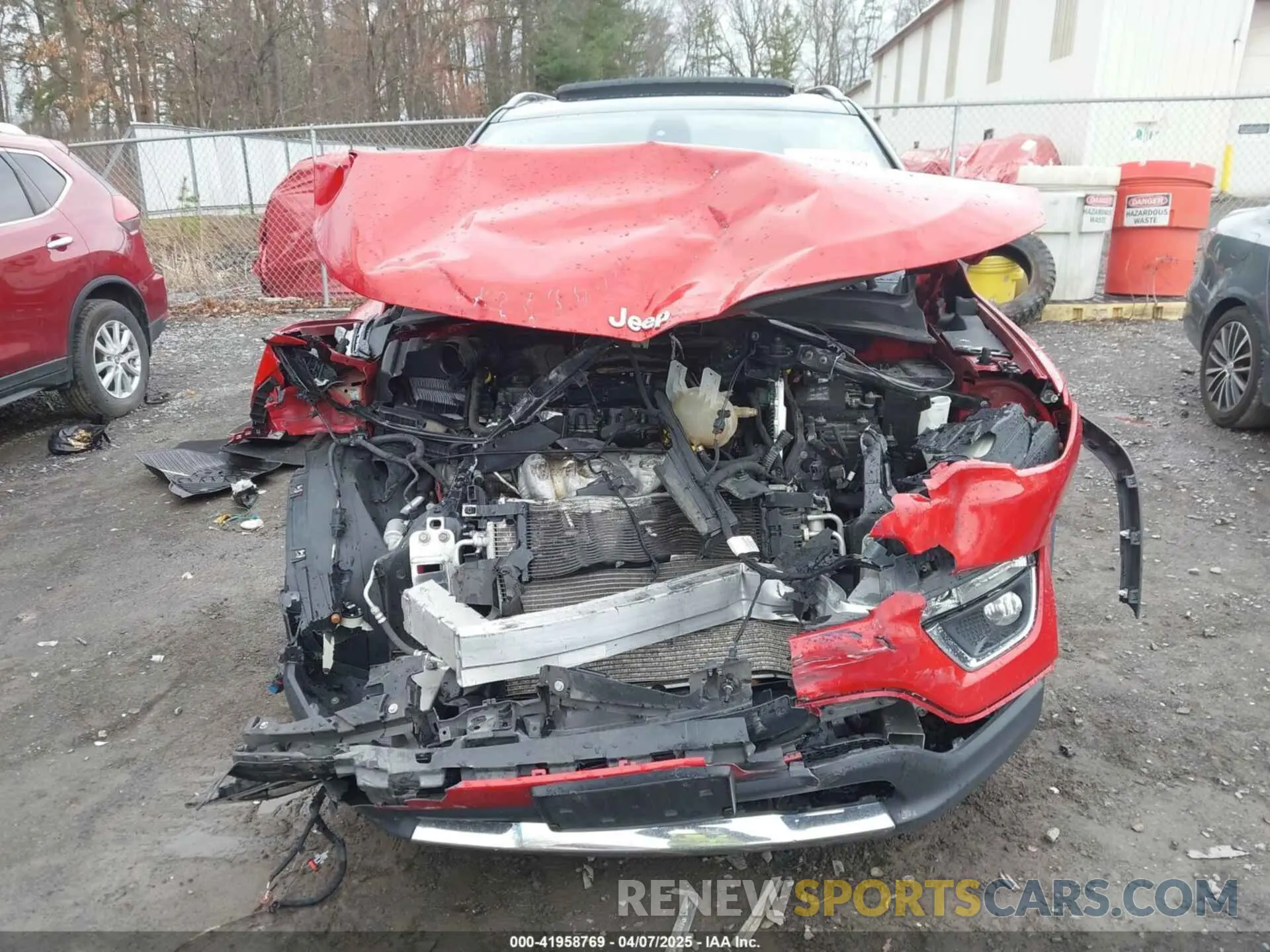 6 Photograph of a damaged car 3C4NJDCB0LT118306 JEEP COMPASS 2020