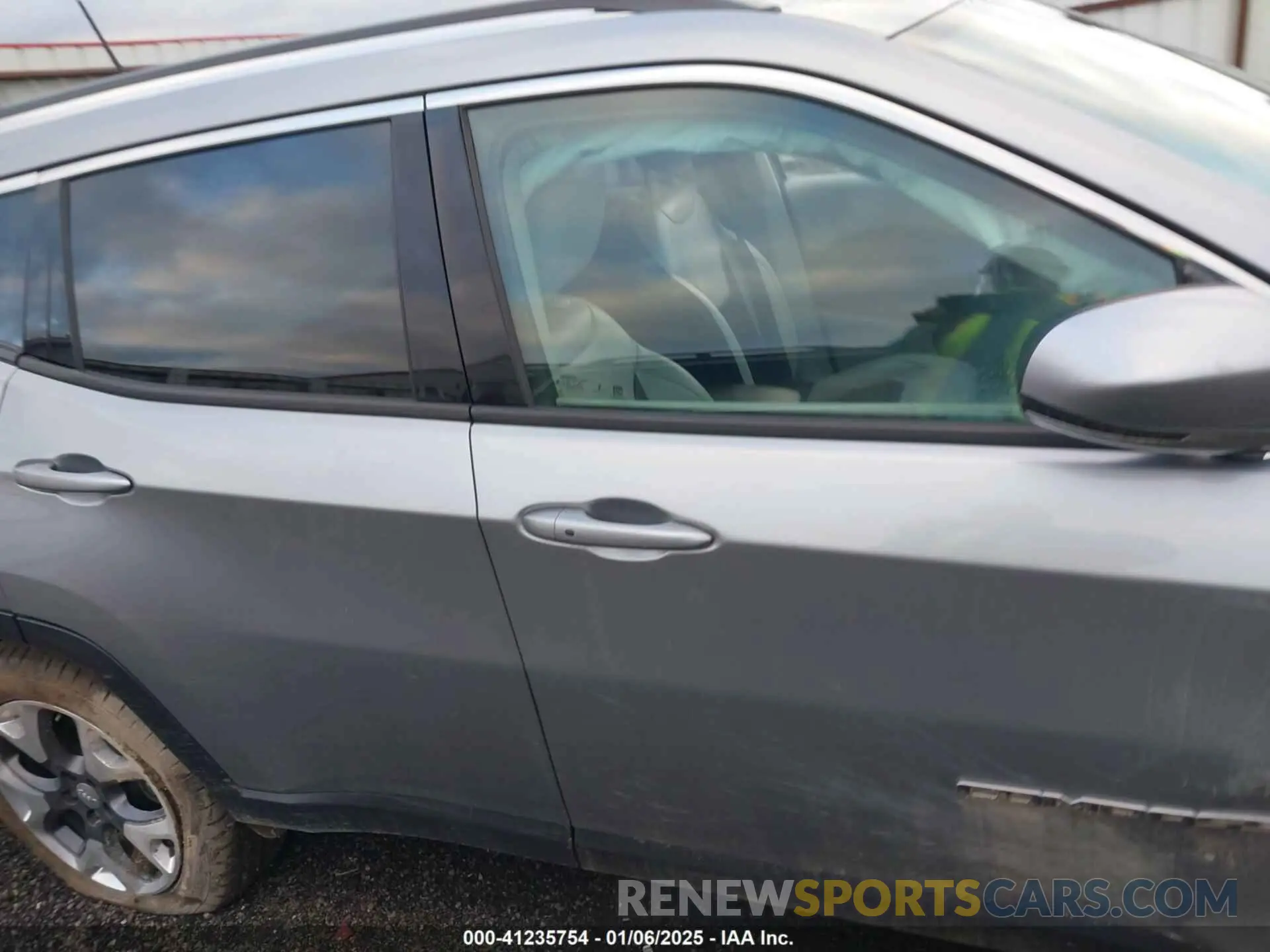 14 Photograph of a damaged car 3C4NJDCB0LT127507 JEEP COMPASS 2020