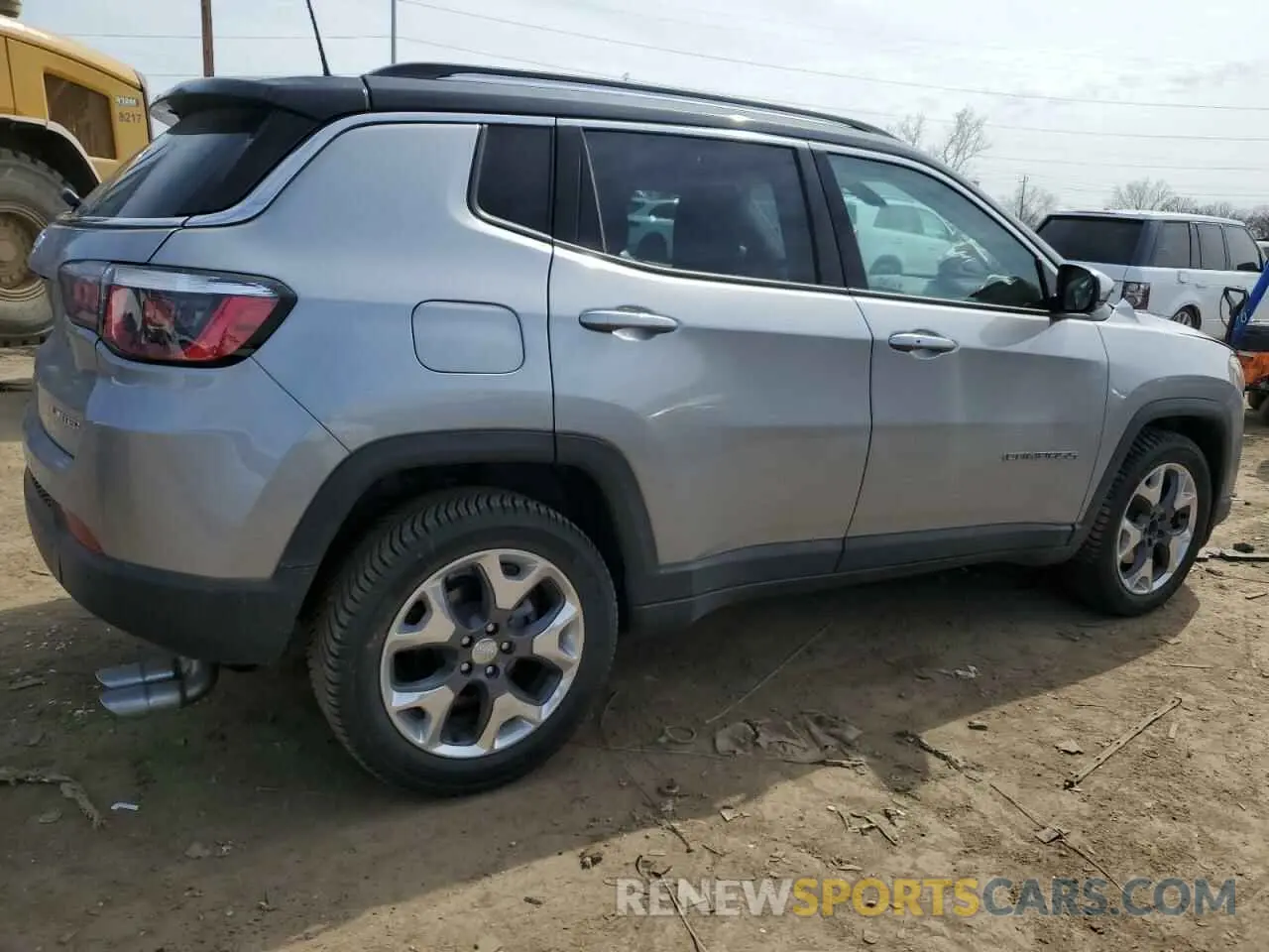 3 Photograph of a damaged car 3C4NJDCB0LT128186 JEEP COMPASS 2020