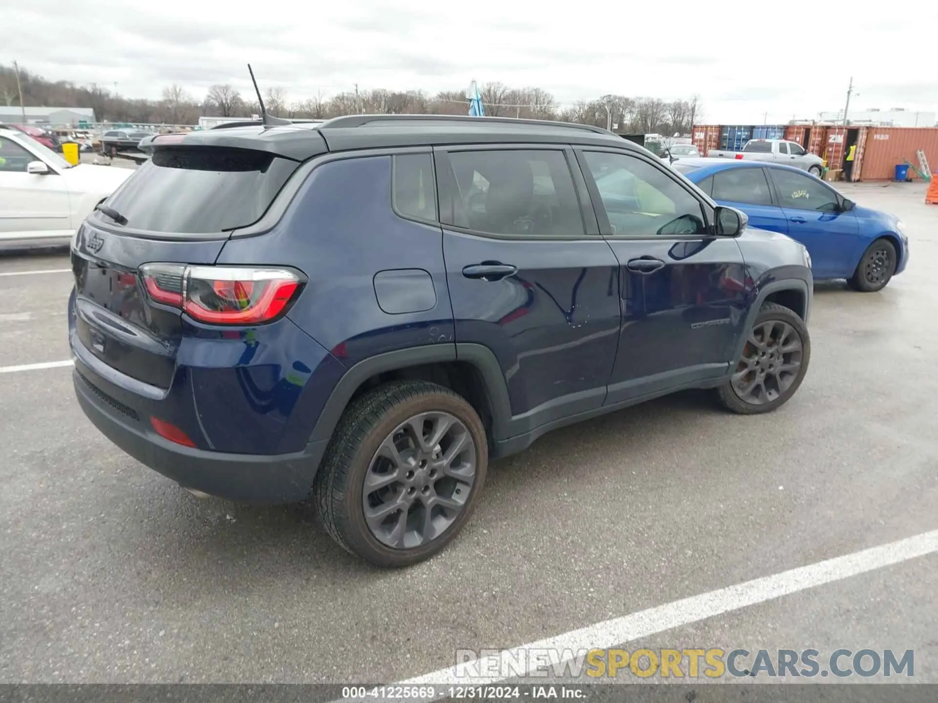 4 Photograph of a damaged car 3C4NJDCB0LT146462 JEEP COMPASS 2020