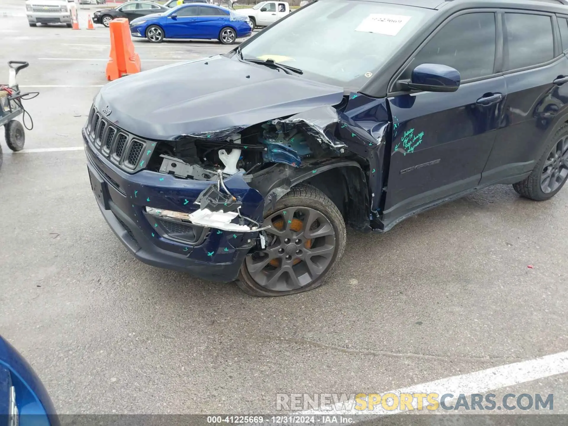 6 Photograph of a damaged car 3C4NJDCB0LT146462 JEEP COMPASS 2020