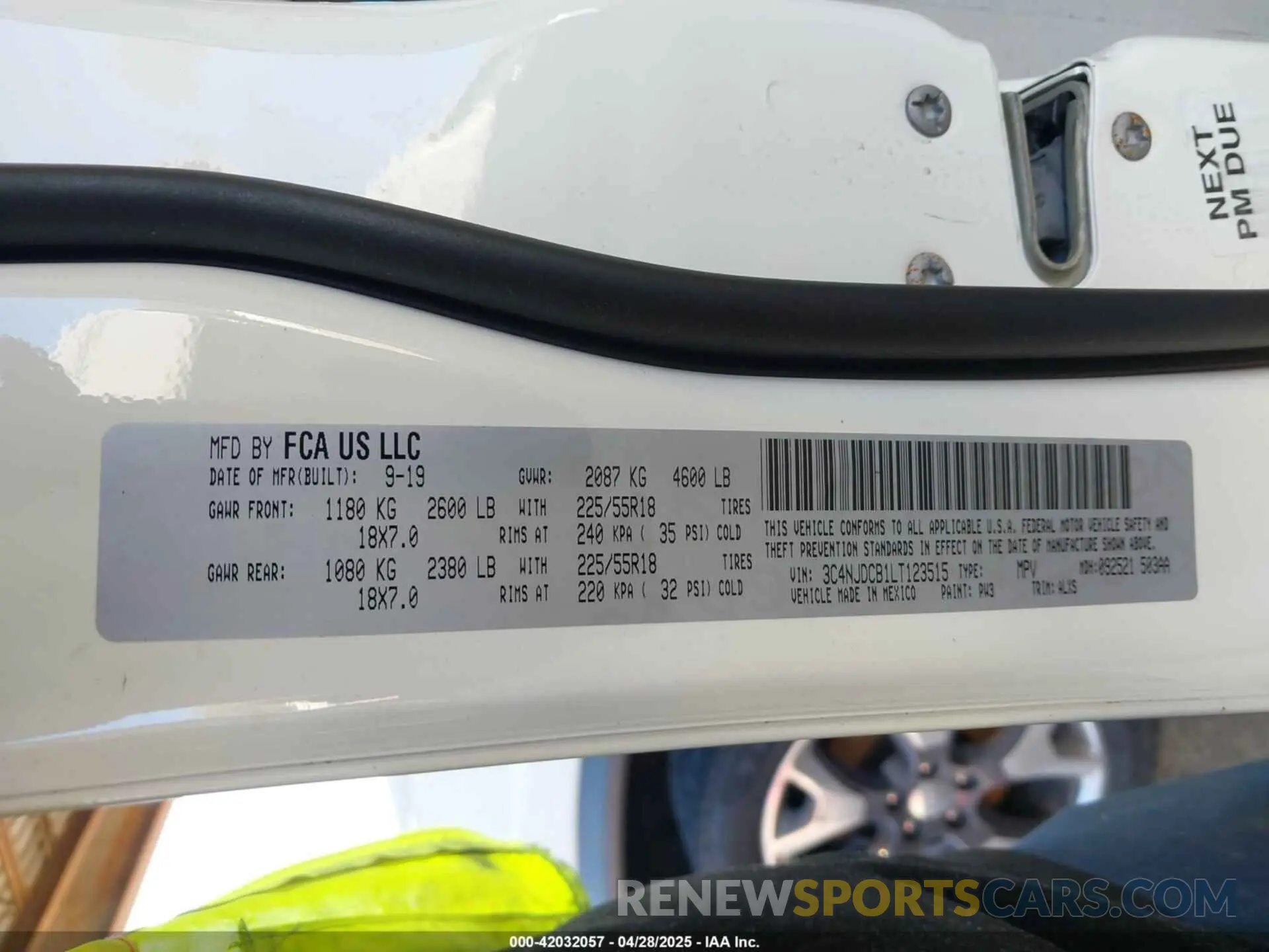9 Photograph of a damaged car 3C4NJDCB1LT123515 JEEP COMPASS 2020