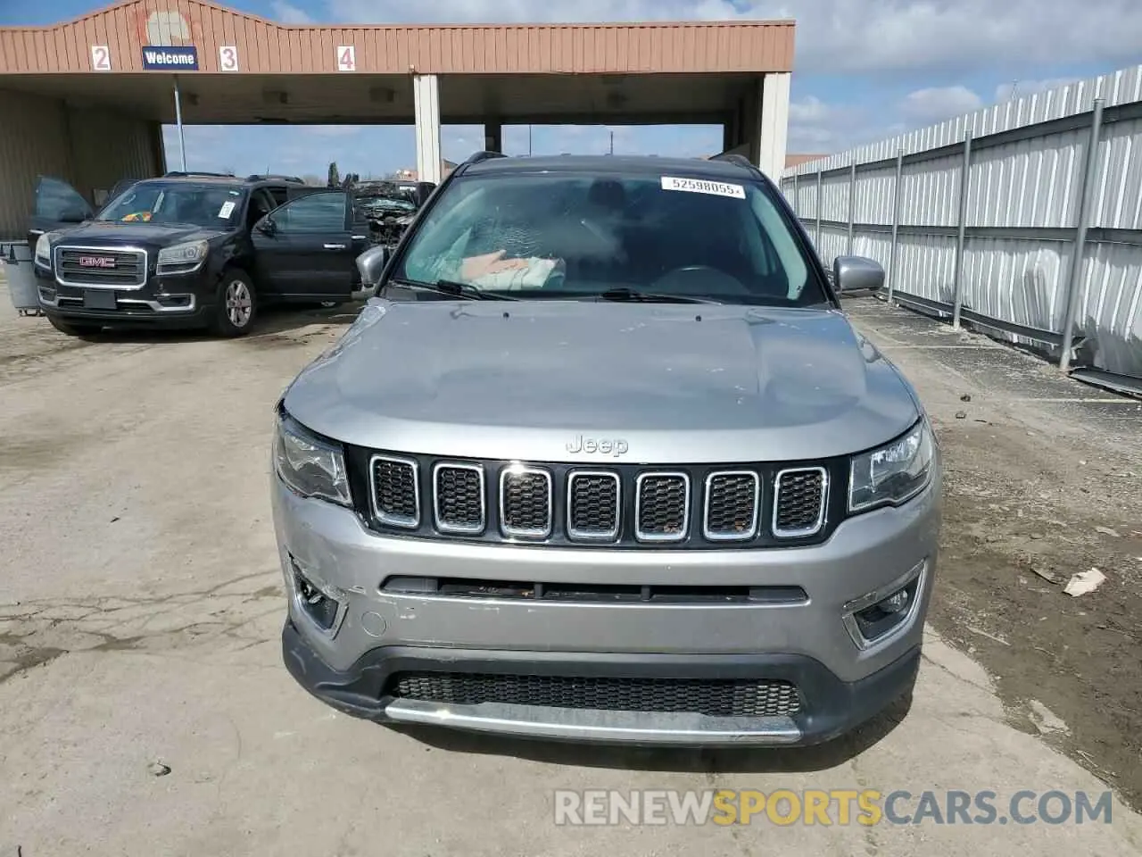 5 Photograph of a damaged car 3C4NJDCB1LT128083 JEEP COMPASS 2020
