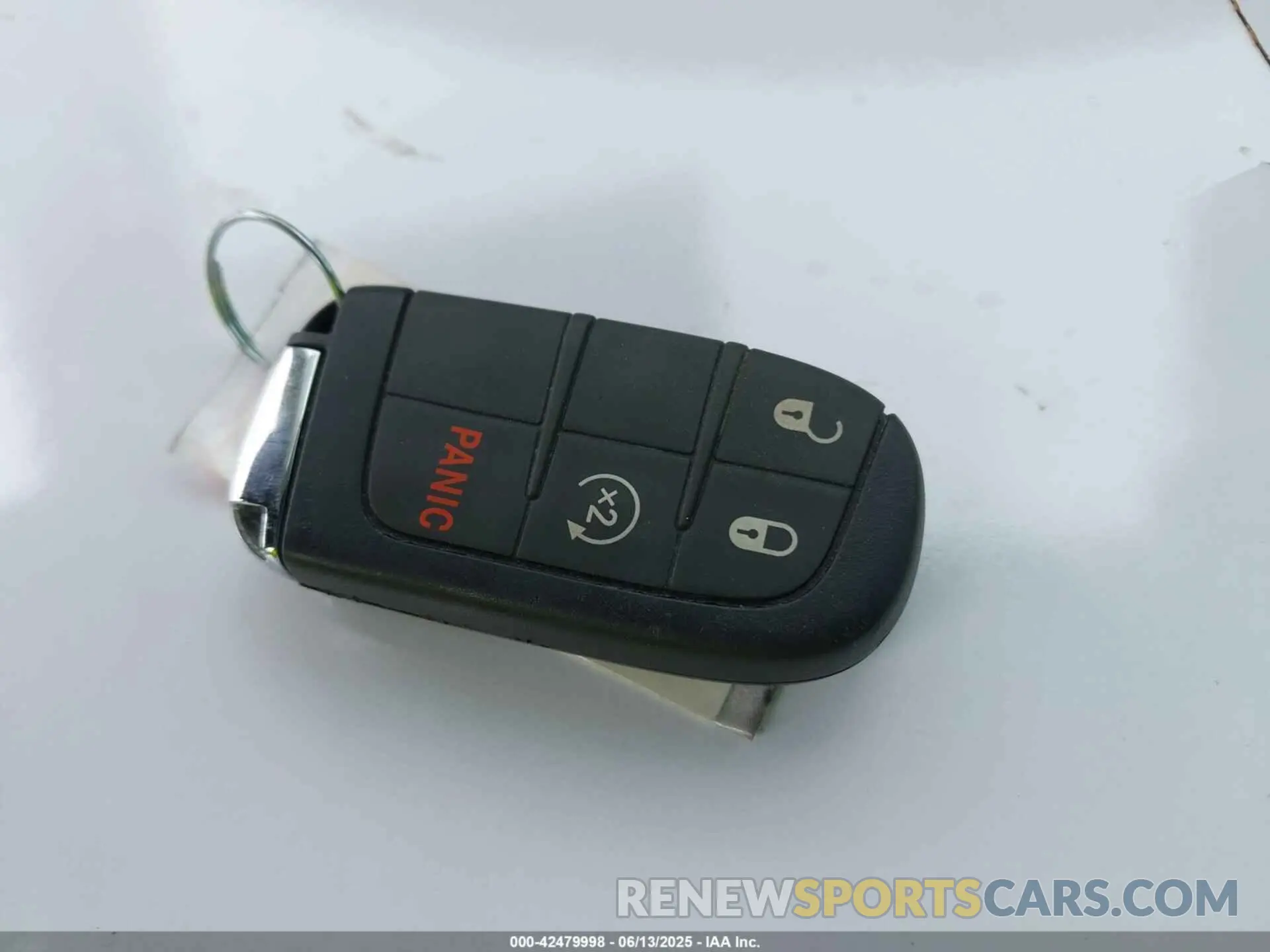11 Photograph of a damaged car 3C4NJDCB1LT164260 JEEP COMPASS 2020