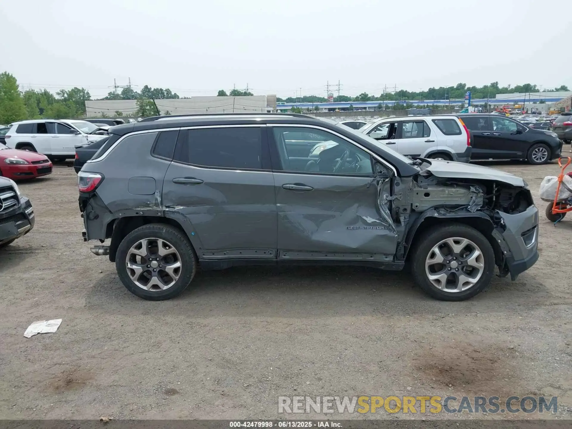 13 Photograph of a damaged car 3C4NJDCB1LT164260 JEEP COMPASS 2020