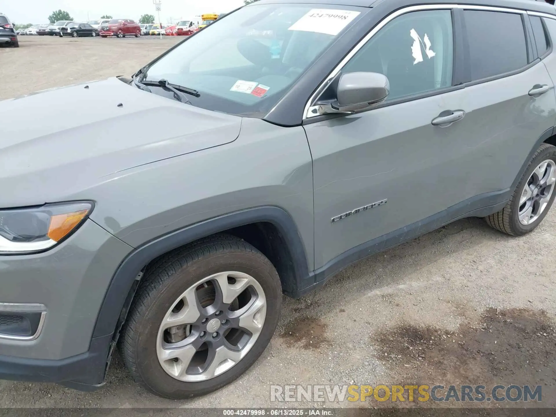 21 Photograph of a damaged car 3C4NJDCB1LT164260 JEEP COMPASS 2020