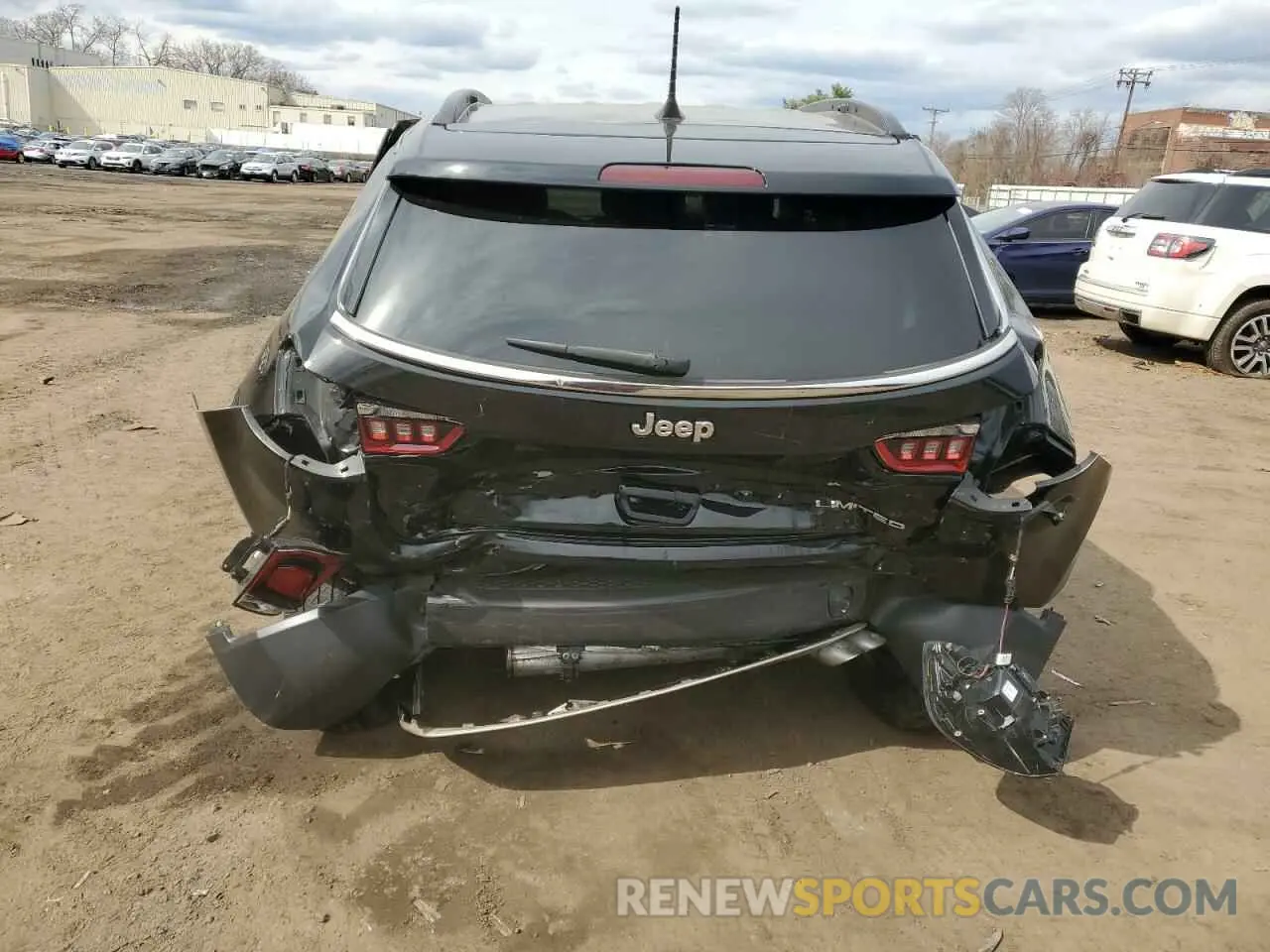 6 Photograph of a damaged car 3C4NJDCB1LT196125 JEEP COMPASS 2020