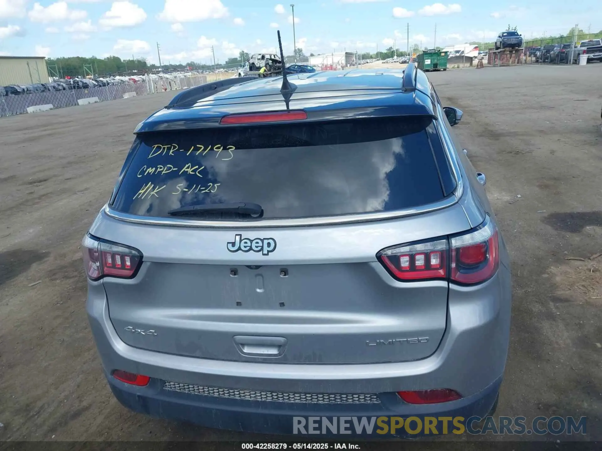 16 Photograph of a damaged car 3C4NJDCB2LT132739 JEEP COMPASS 2020
