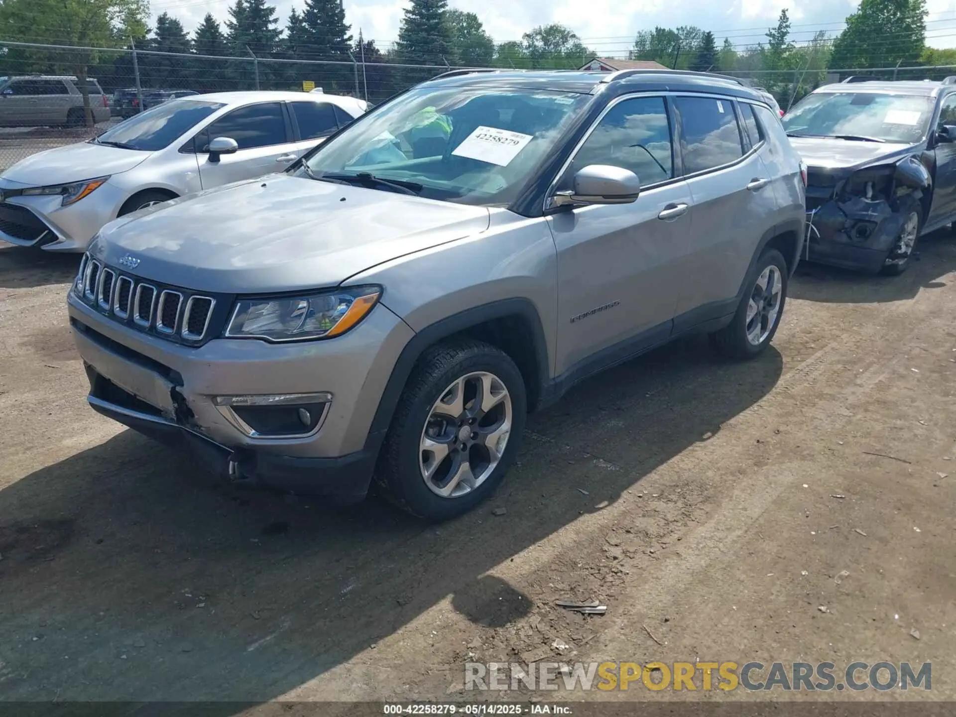 2 Photograph of a damaged car 3C4NJDCB2LT132739 JEEP COMPASS 2020